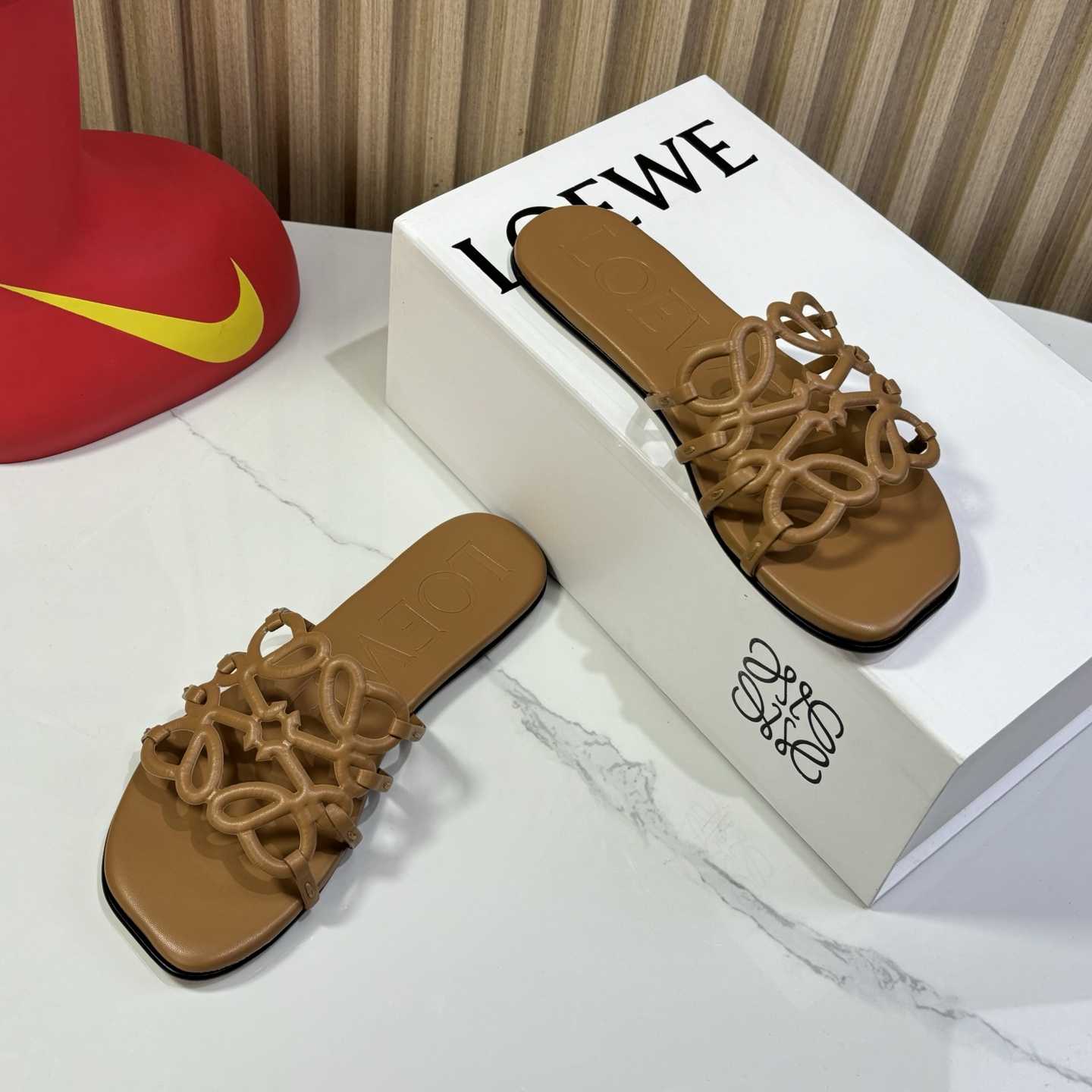 Loewe Petal Anagram Slide In Soft Calfskin - DesignerGu