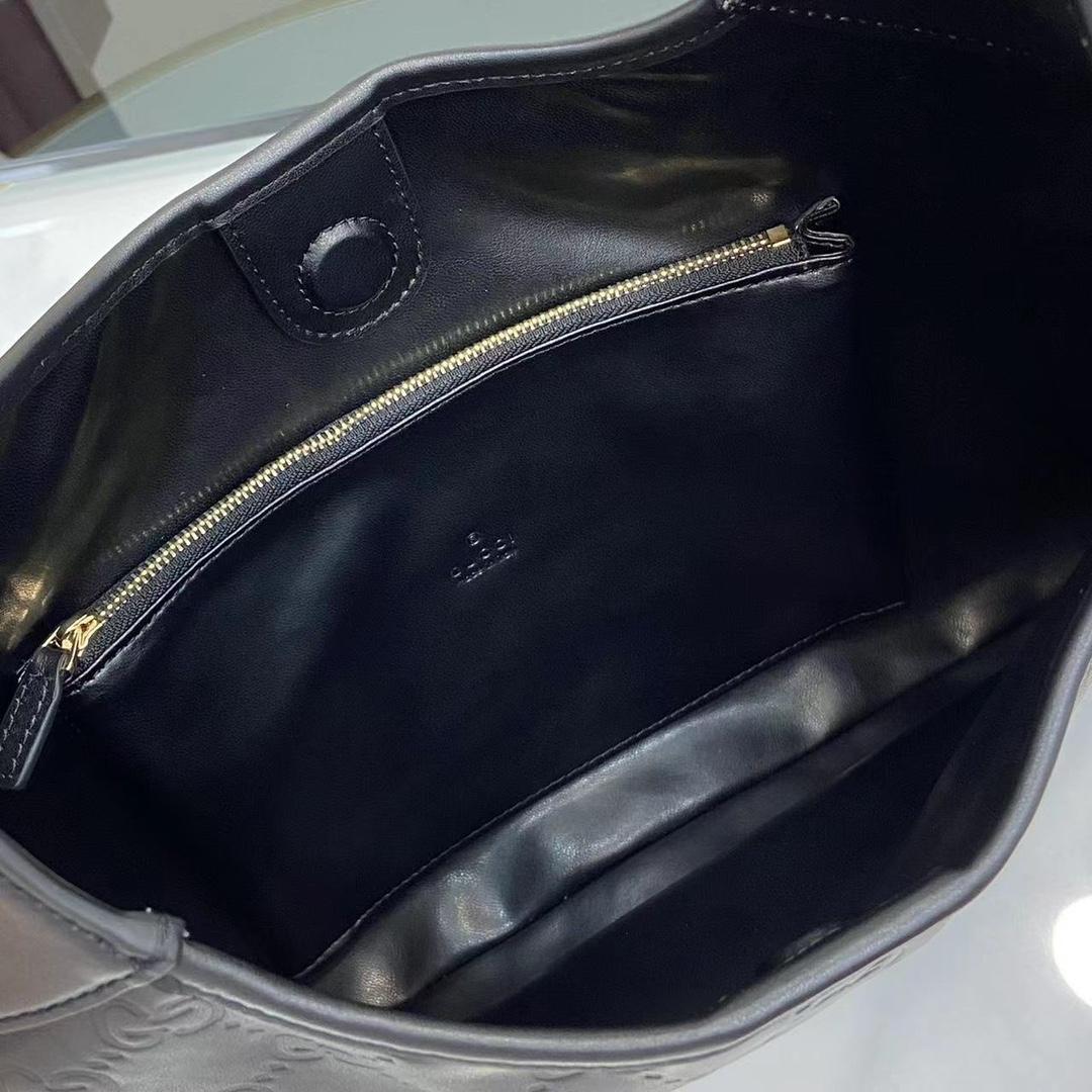 Gucci B Medium Shoulder Bag - DesignerGu