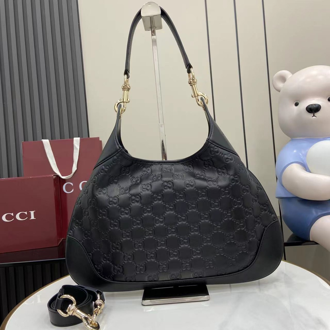 Gucci B Medium Shoulder Bag - DesignerGu