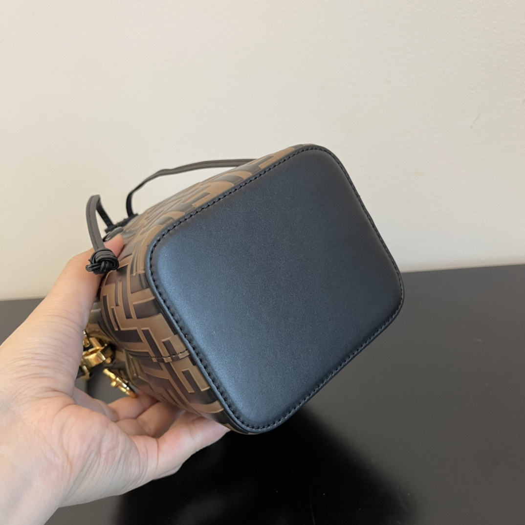 Fendi Mon Tresor Brown Leather Mini-Bag(18-12-10cm) - DesignerGu