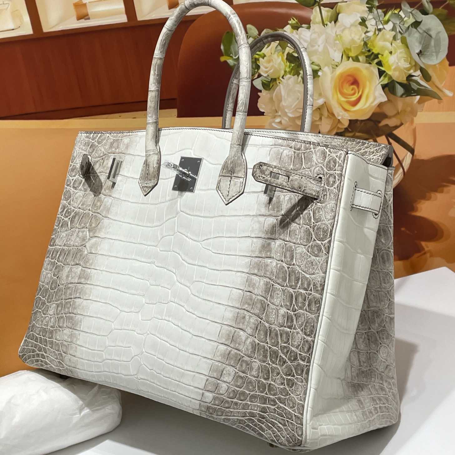 Hermes Birkin Crocodile White   35cm - DesignerGu
