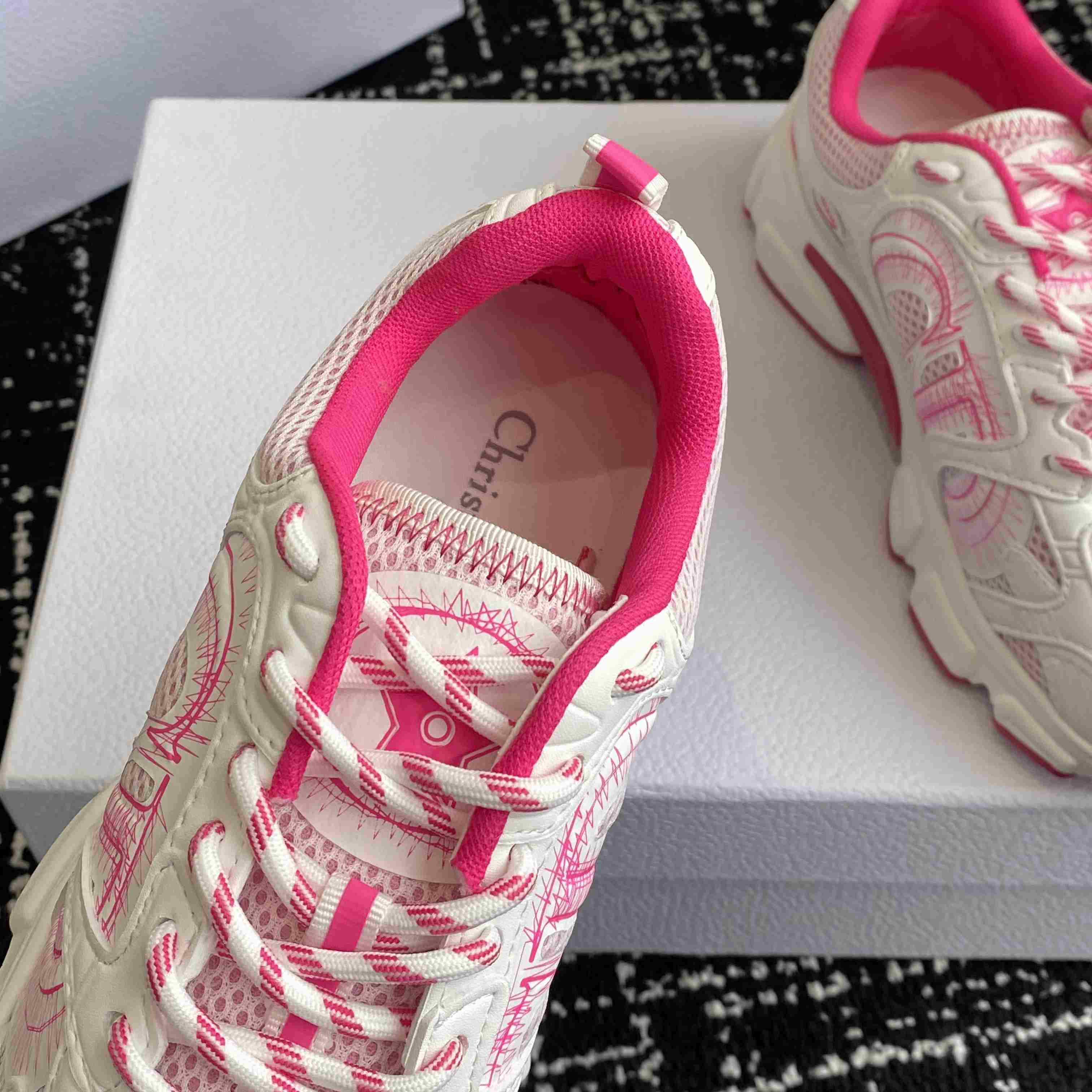 Miss Dior — Dior Chrono Sneaker  - DesignerGu