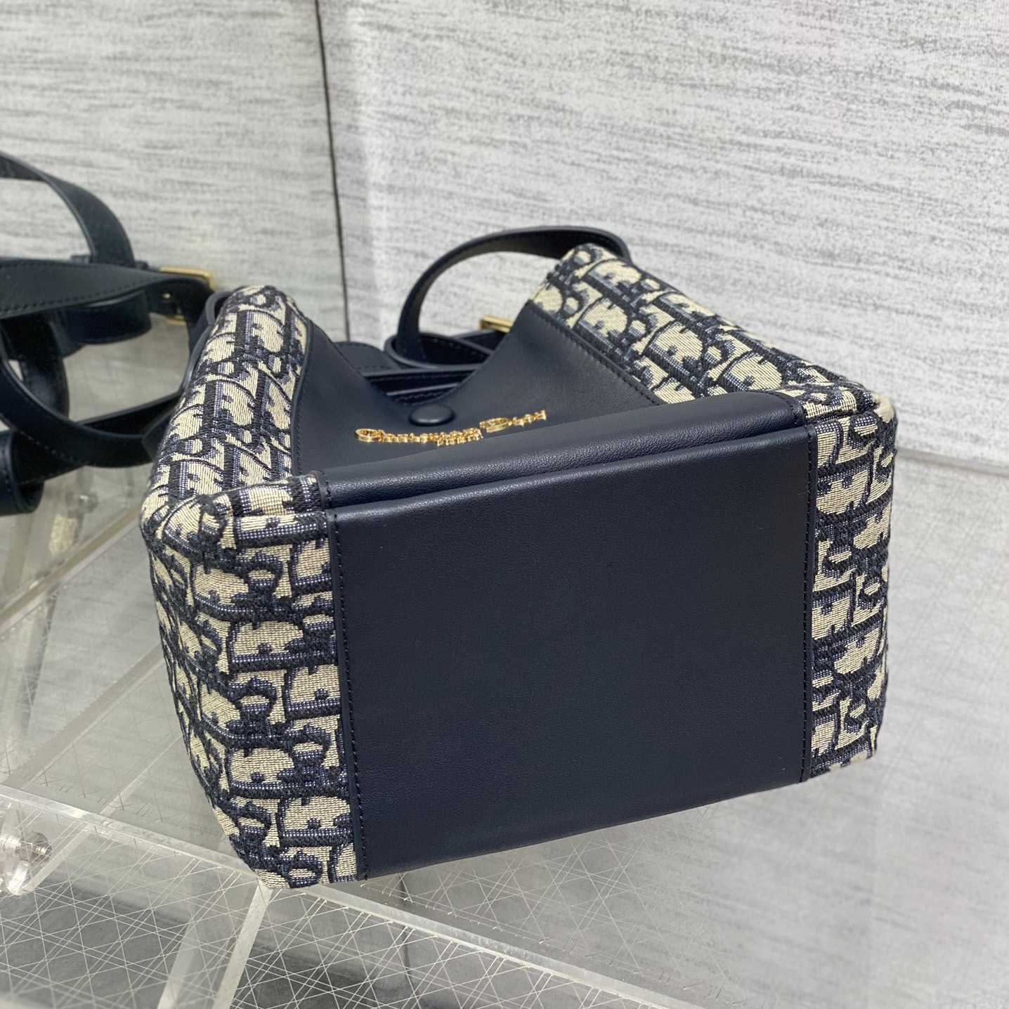 Dior Medium Signature Bucket Bag  - DesignerGu