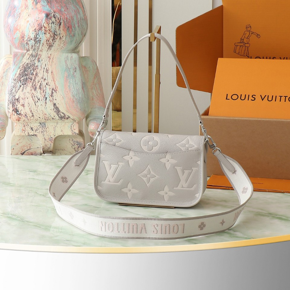 Louis Vuitton Diane   M14214 - DesignerGu
