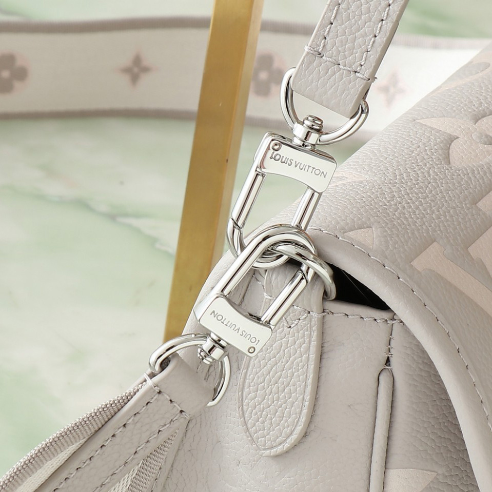 Louis Vuitton Diane   M14214 - DesignerGu