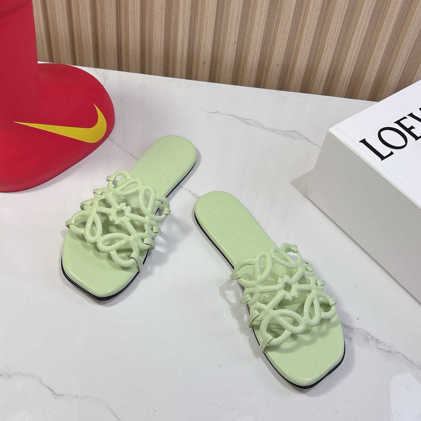 Loewe Petal Anagram Slide In Soft Calfskin - DesignerGu