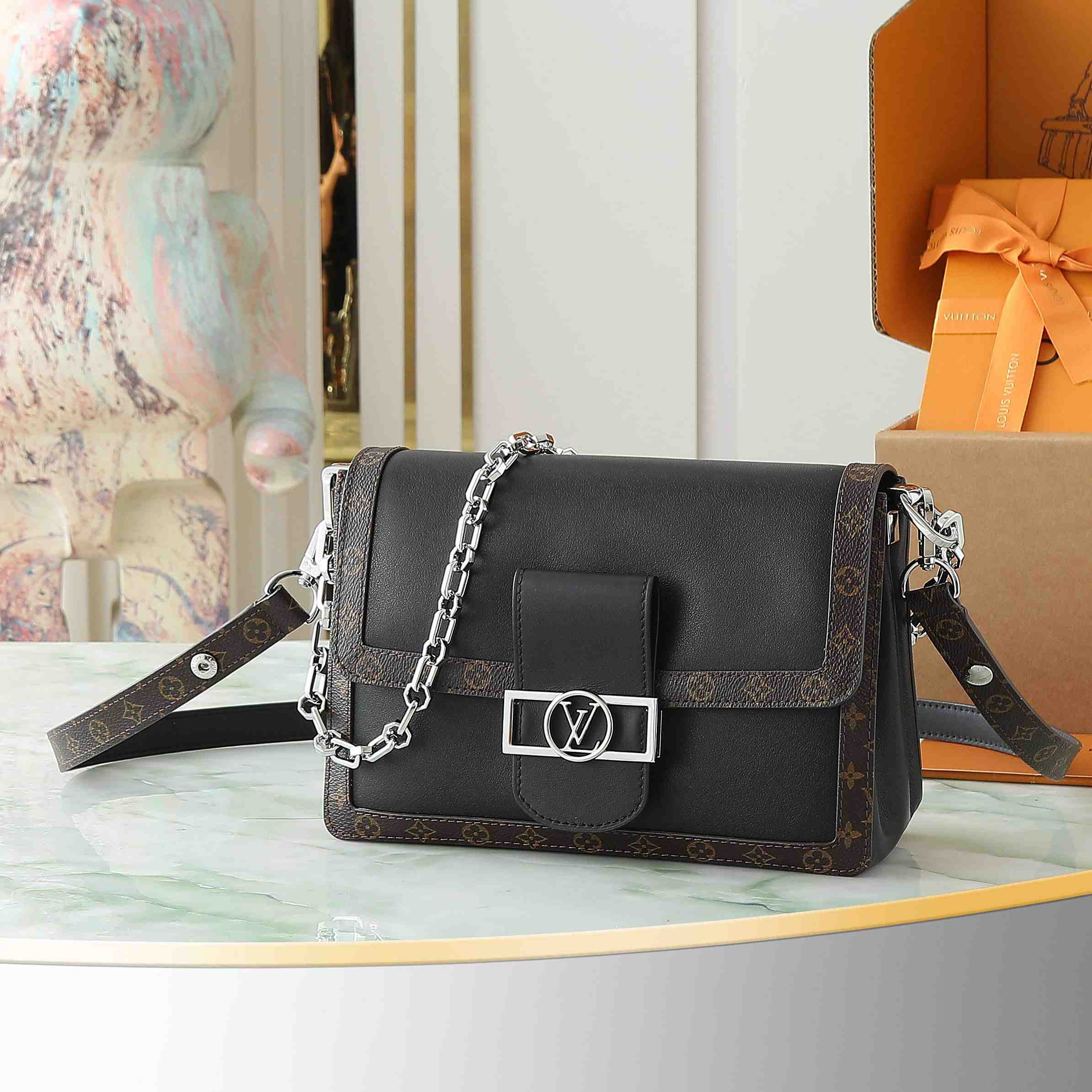 Louis Vuitton Dauphine Soft Vibe MM   M13450 - DesignerGu