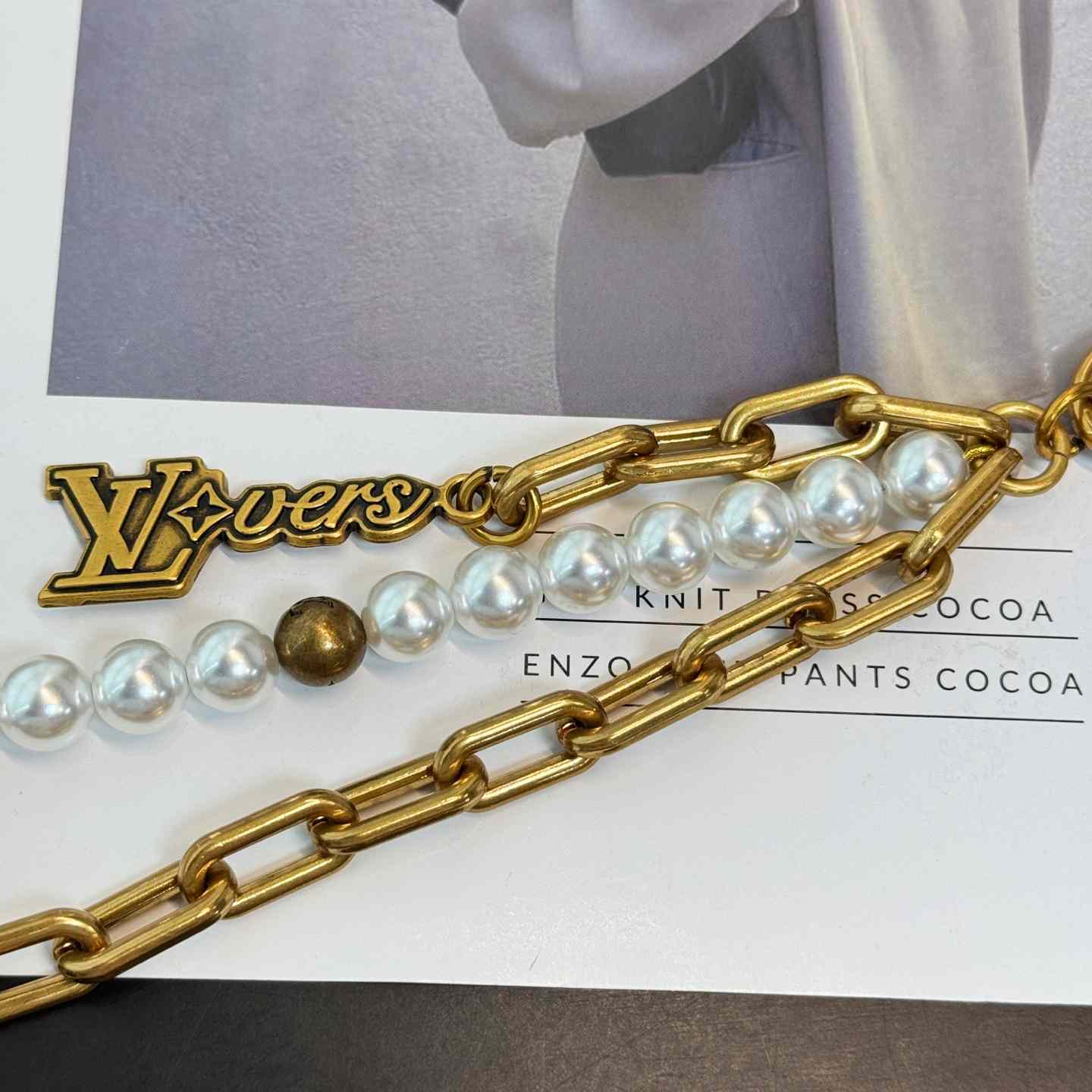 Louis Vuitton Chain Belt Pearls Bag Charm  M01689 - DesignerGu