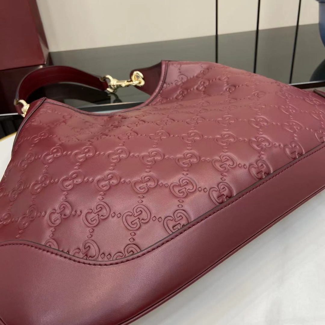 Gucci B Medium Shoulder Bag - DesignerGu