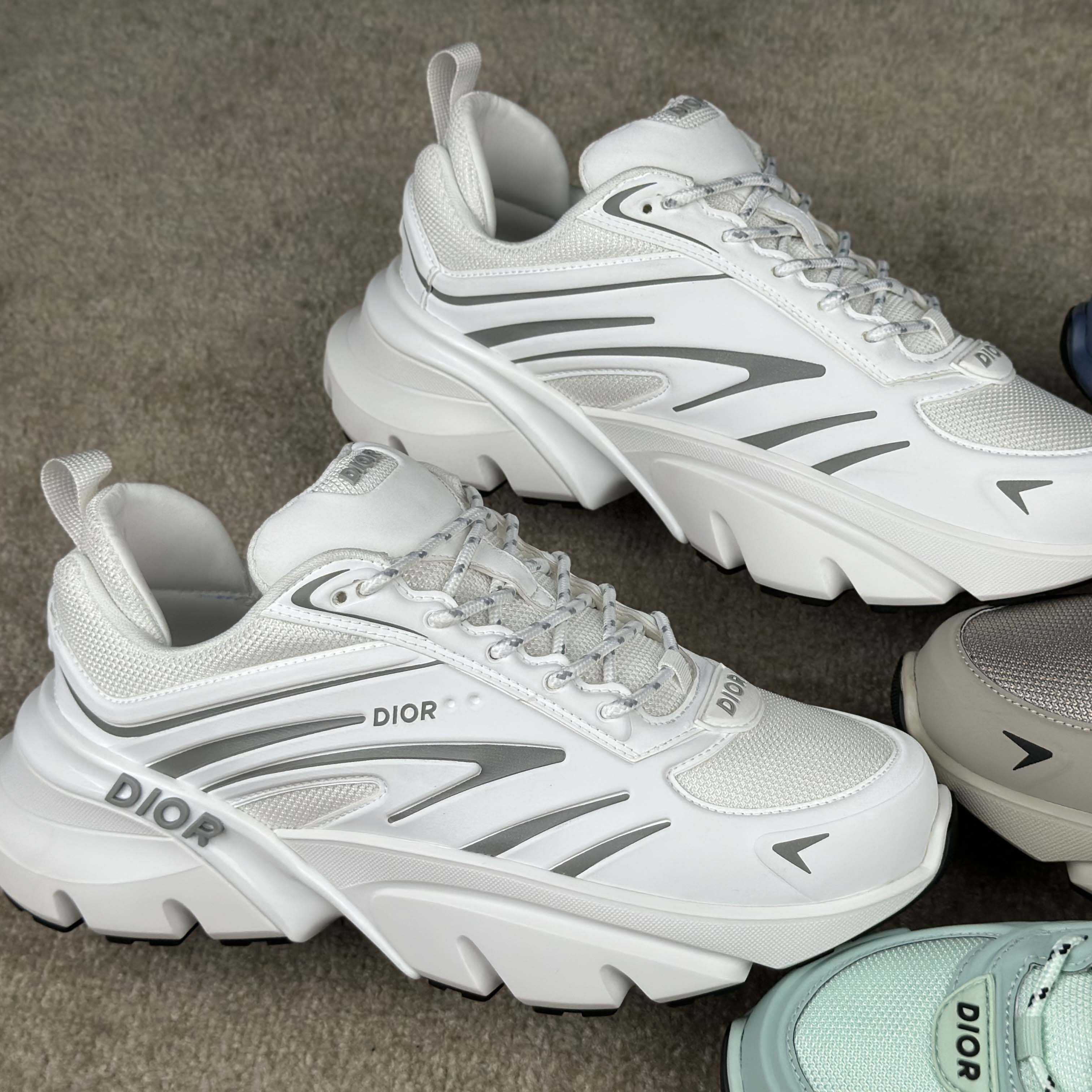 Dior B44 Blade Sneaker  - DesignerGu