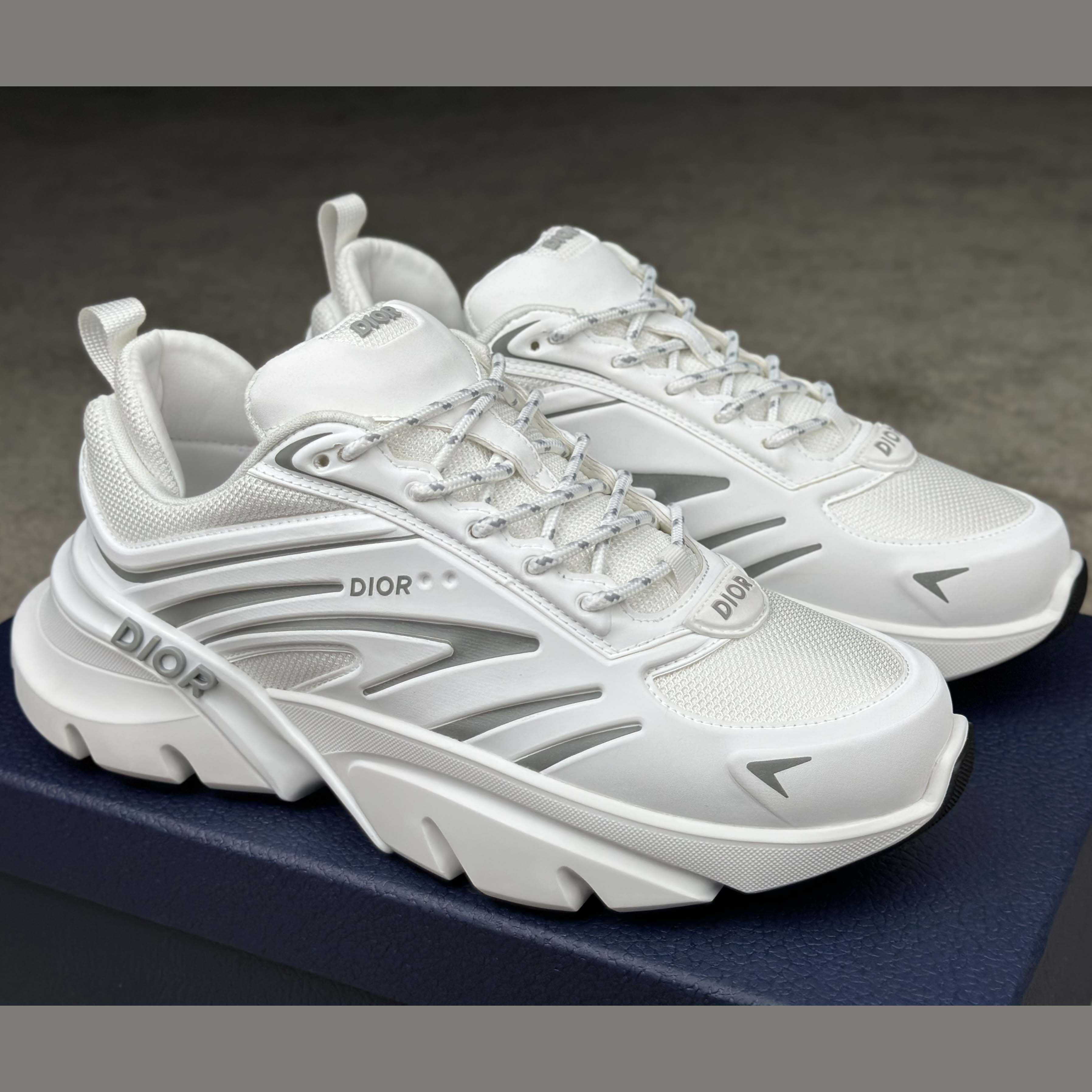 Dior B44 Blade Sneaker  - DesignerGu