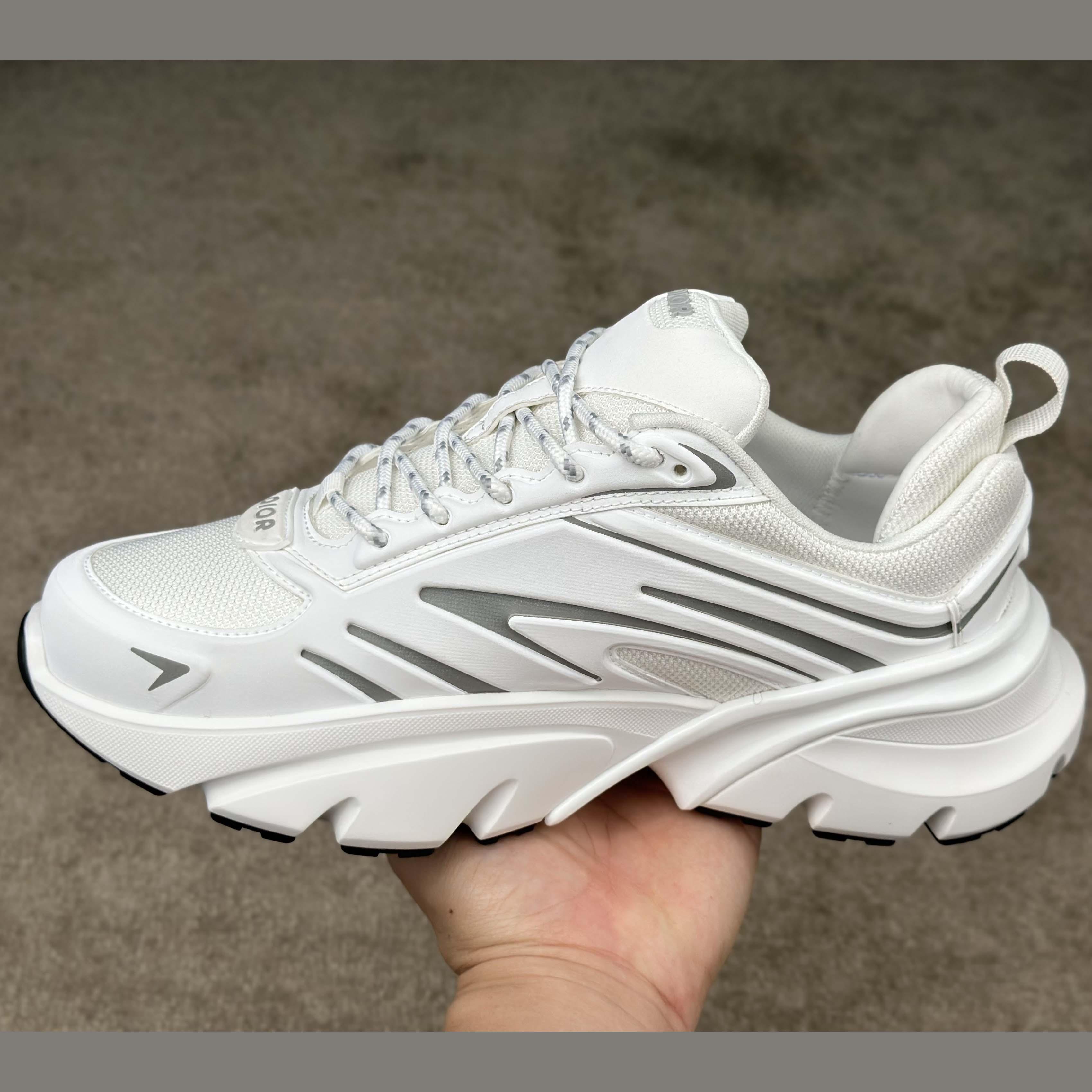 Dior B44 Blade Sneaker  - DesignerGu