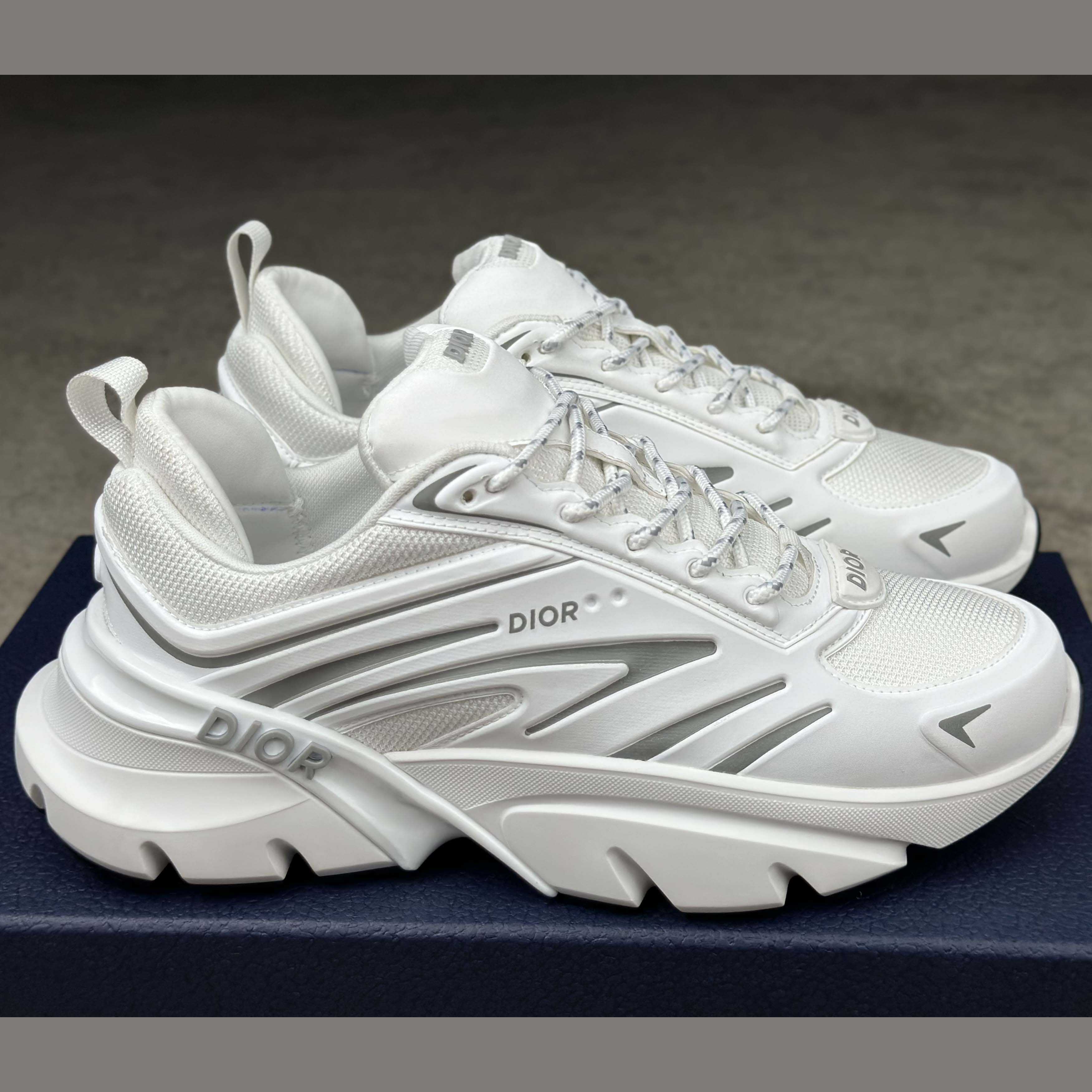 Dior B44 Blade Sneaker  - DesignerGu