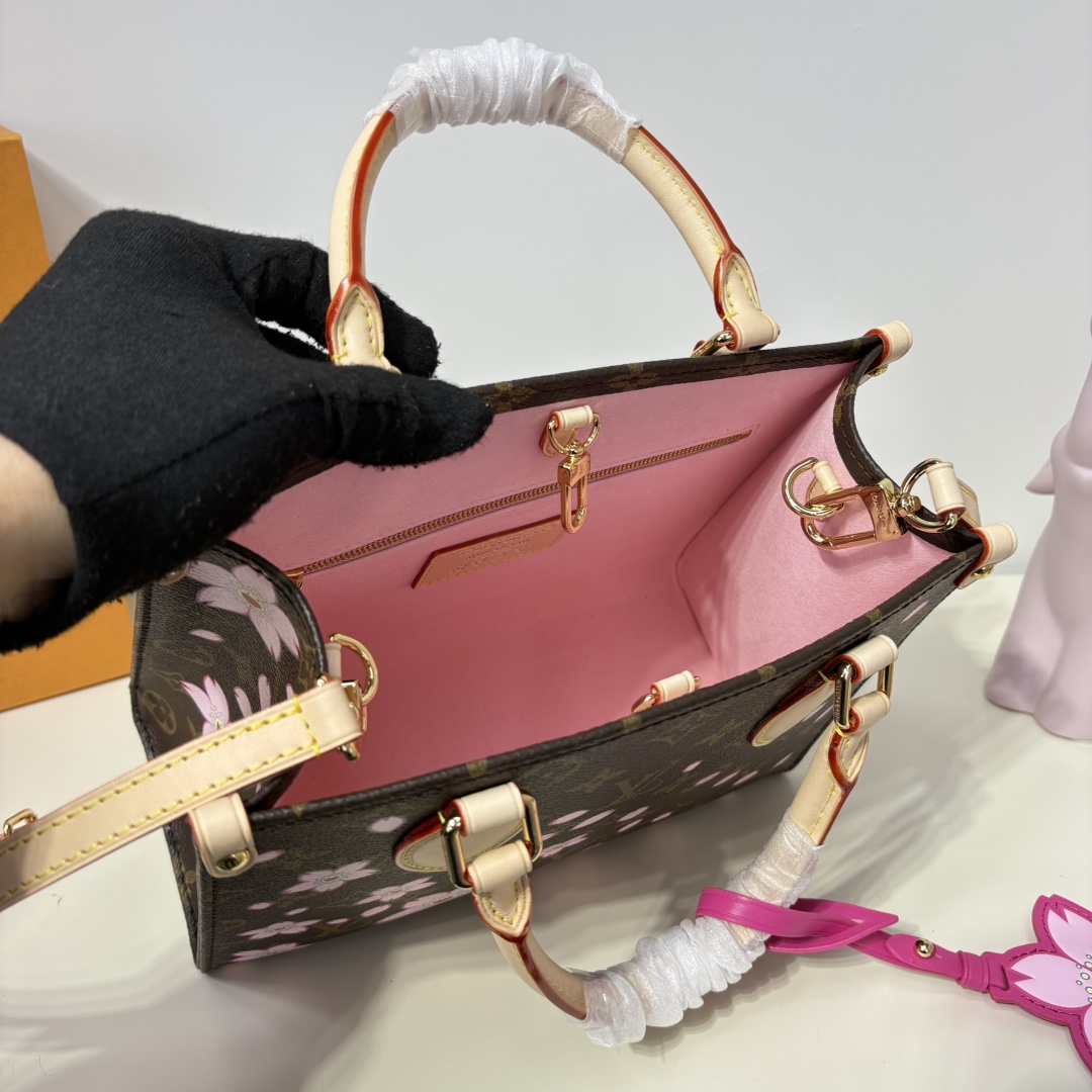 Louis Vuitton LV x TM OnTheGo PM   M13269 - DesignerGu