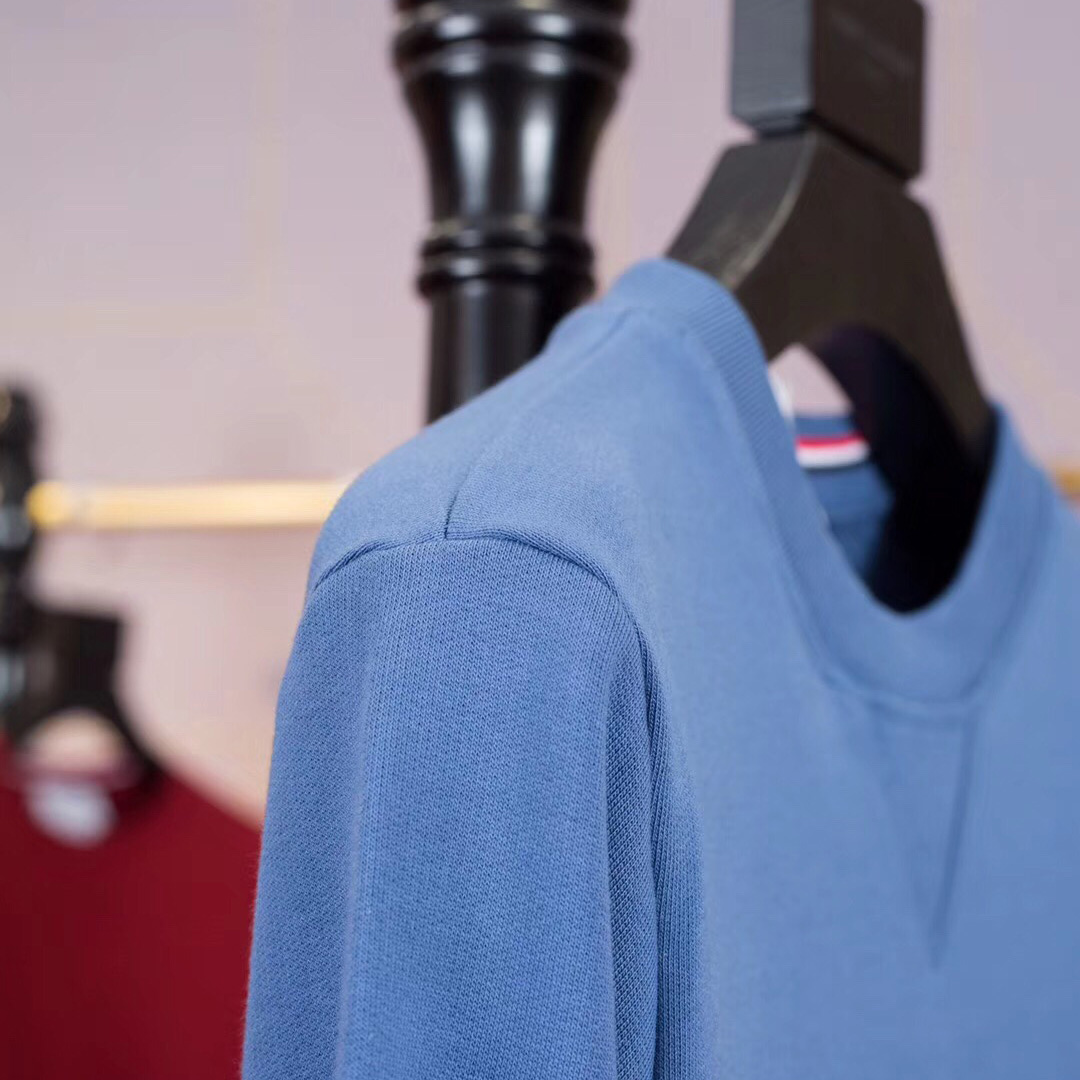 Thom Browne Stripe Sleeve Sweatshirt    TB22 - DesignerGu