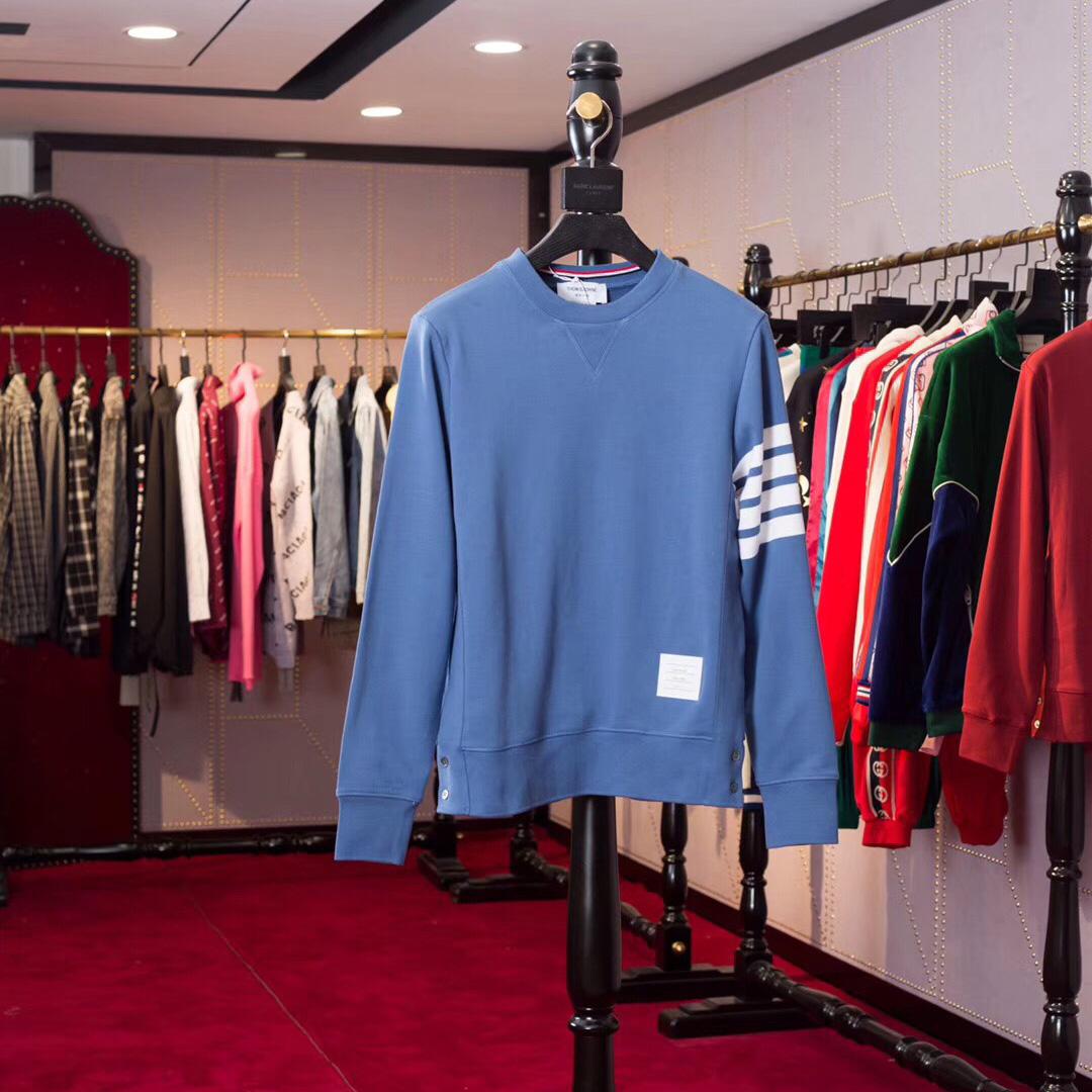 Thom Browne Stripe Sleeve Sweatshirt    TB22 - DesignerGu