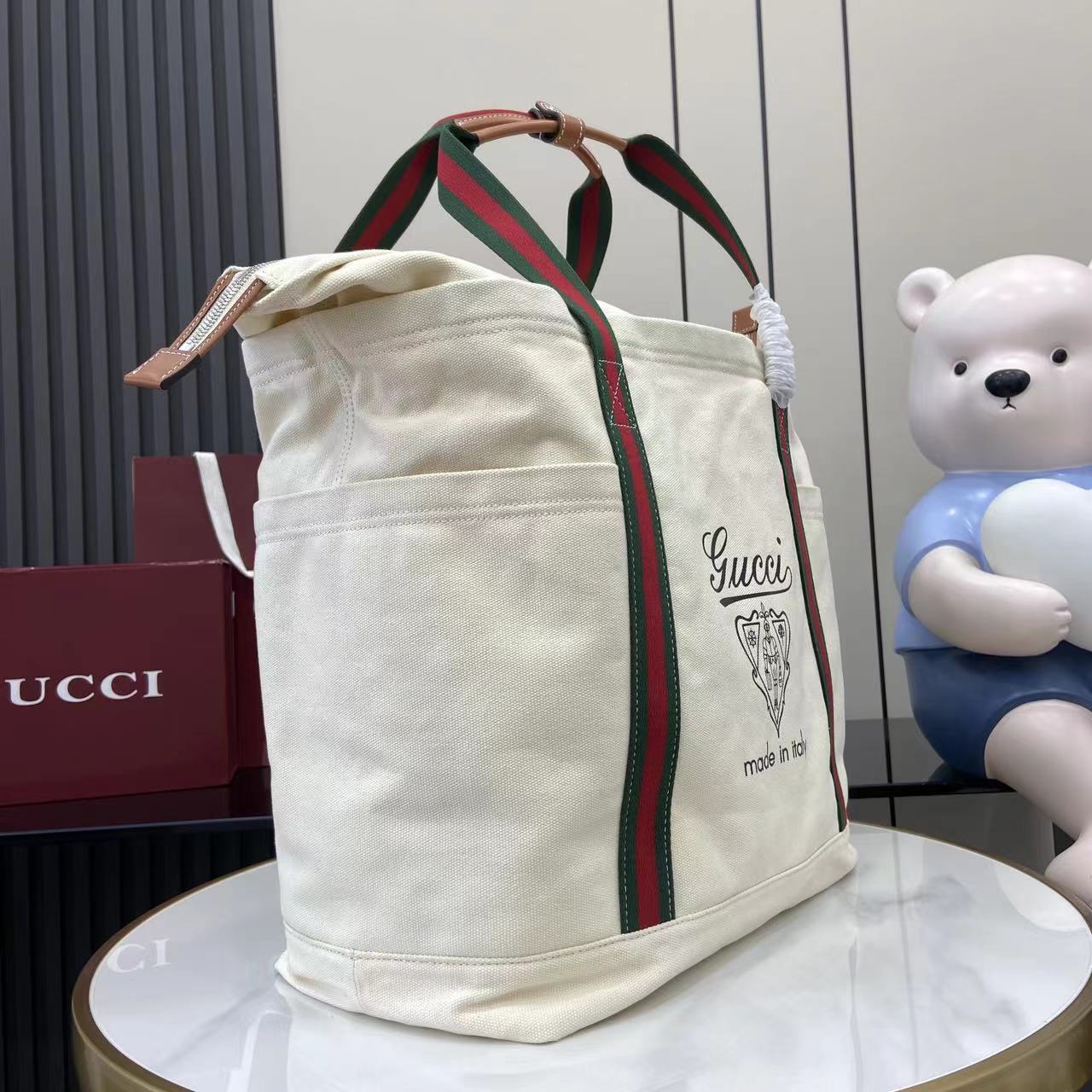 Gucci Printed Canvas Large Tote Bag - DesignerGu