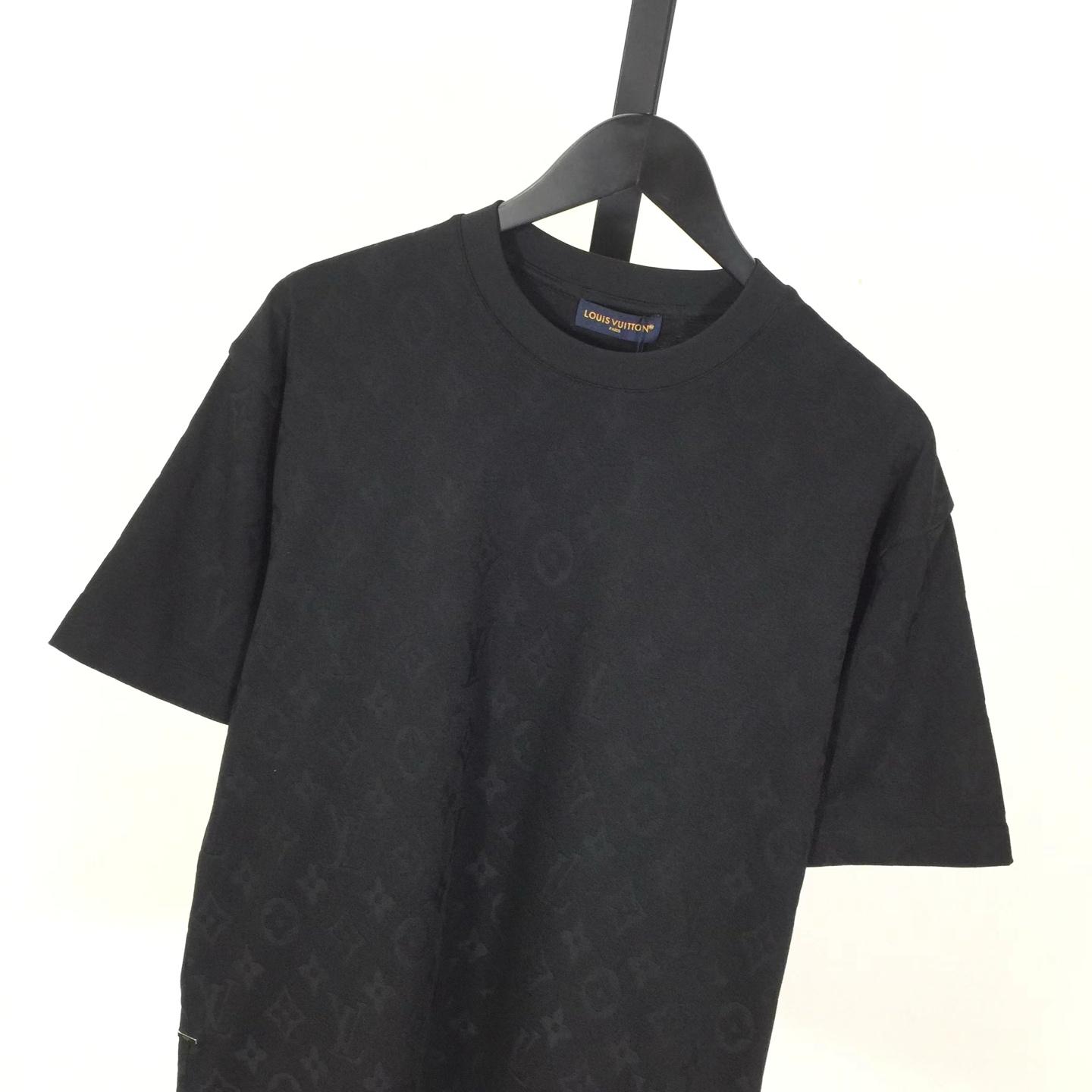Louis Vuitton Monogram Tee And Short - DesignerGu