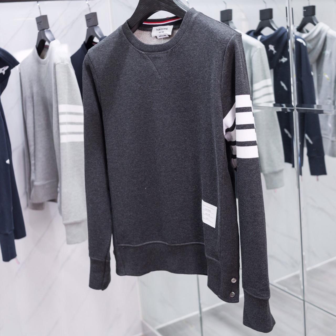 Thom Browne Stripe Sleeve Sweatshirt    TB22 - DesignerGu