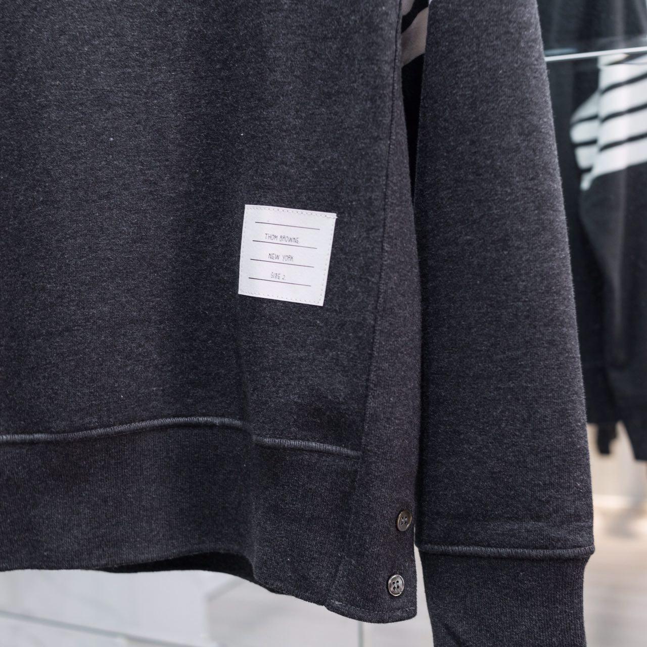 Thom Browne Stripe Sleeve Sweatshirt    TB22 - DesignerGu