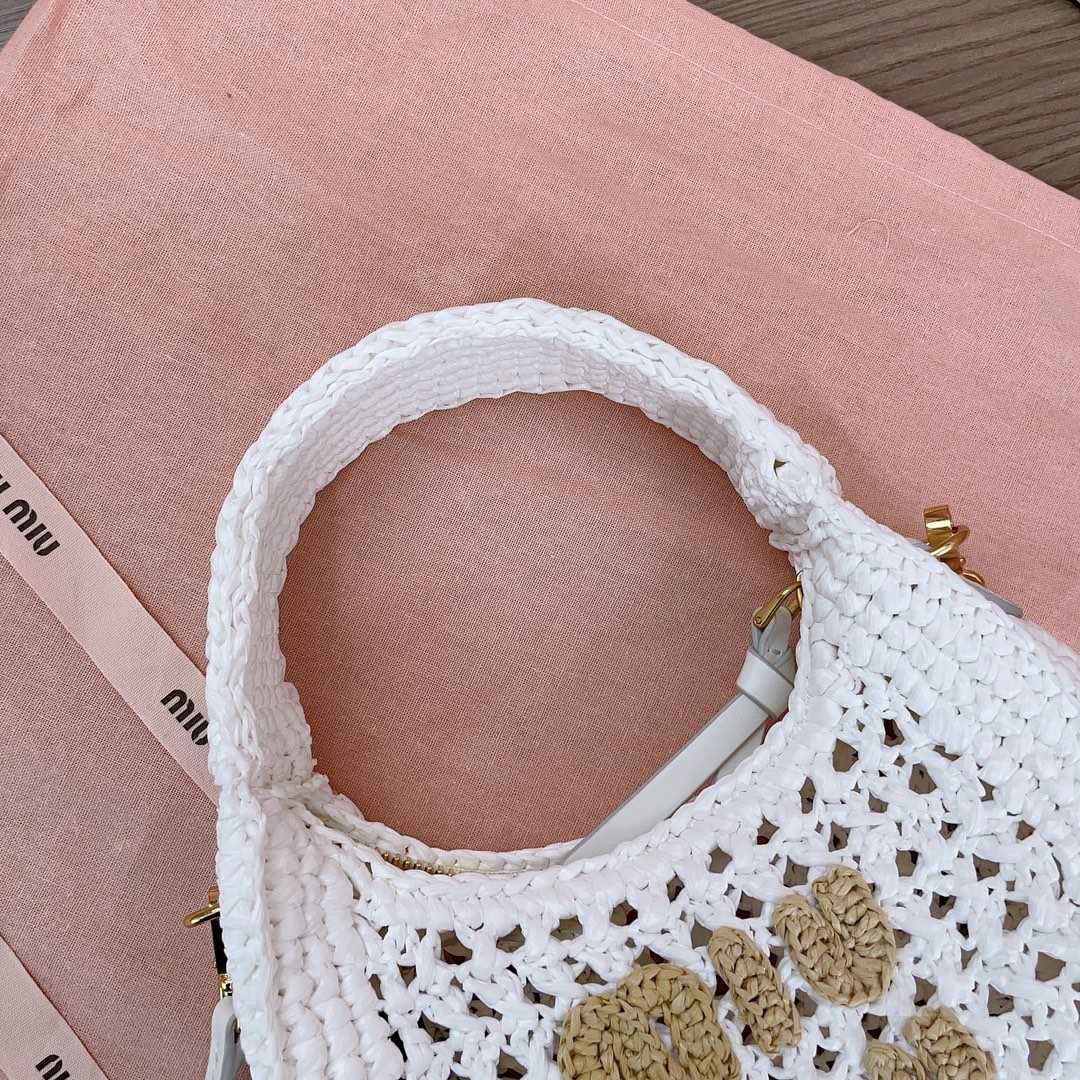 Miu Miu Wander Crochet-knit Shoulder Bag - DesignerGu