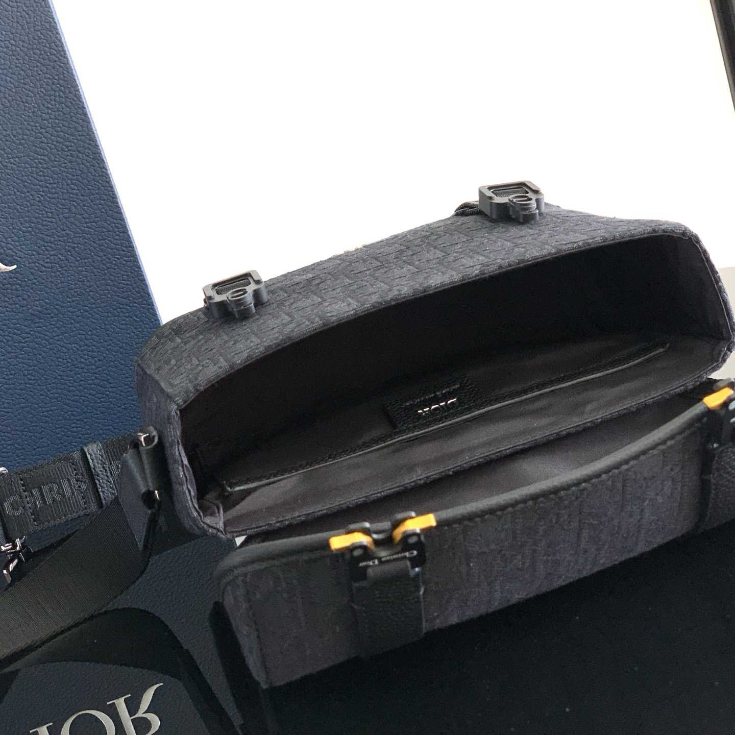 Dior Hit the Road Messenger Bag with Flap  - DesignerGu