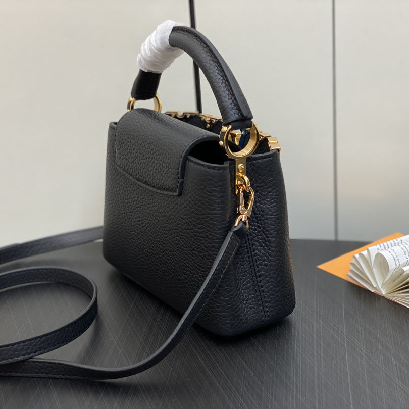 Louis Vuitton Capucines Mini   M11342 - DesignerGu