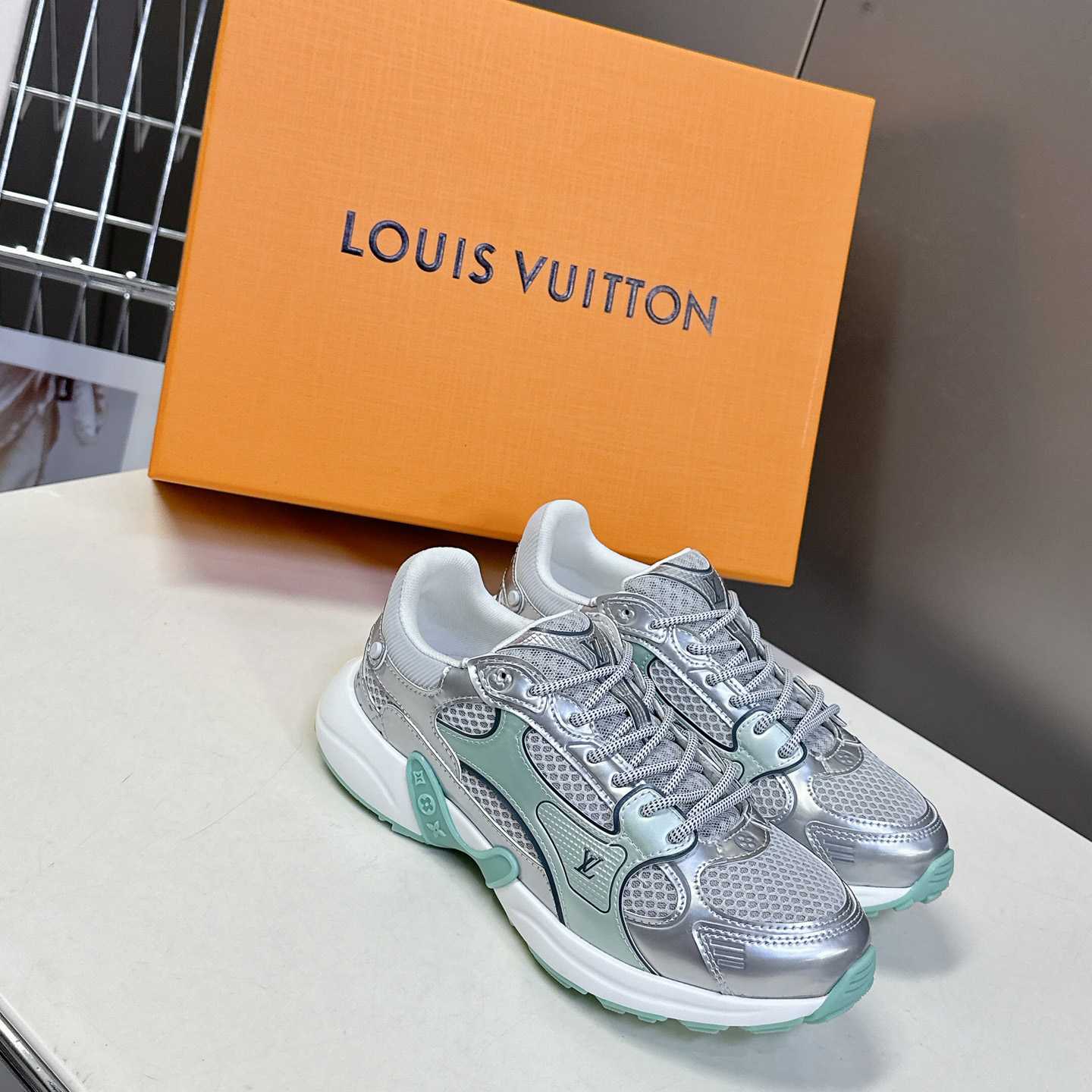 Louis Vuitton LV Olympia Sneaker   1AHOLN - DesignerGu