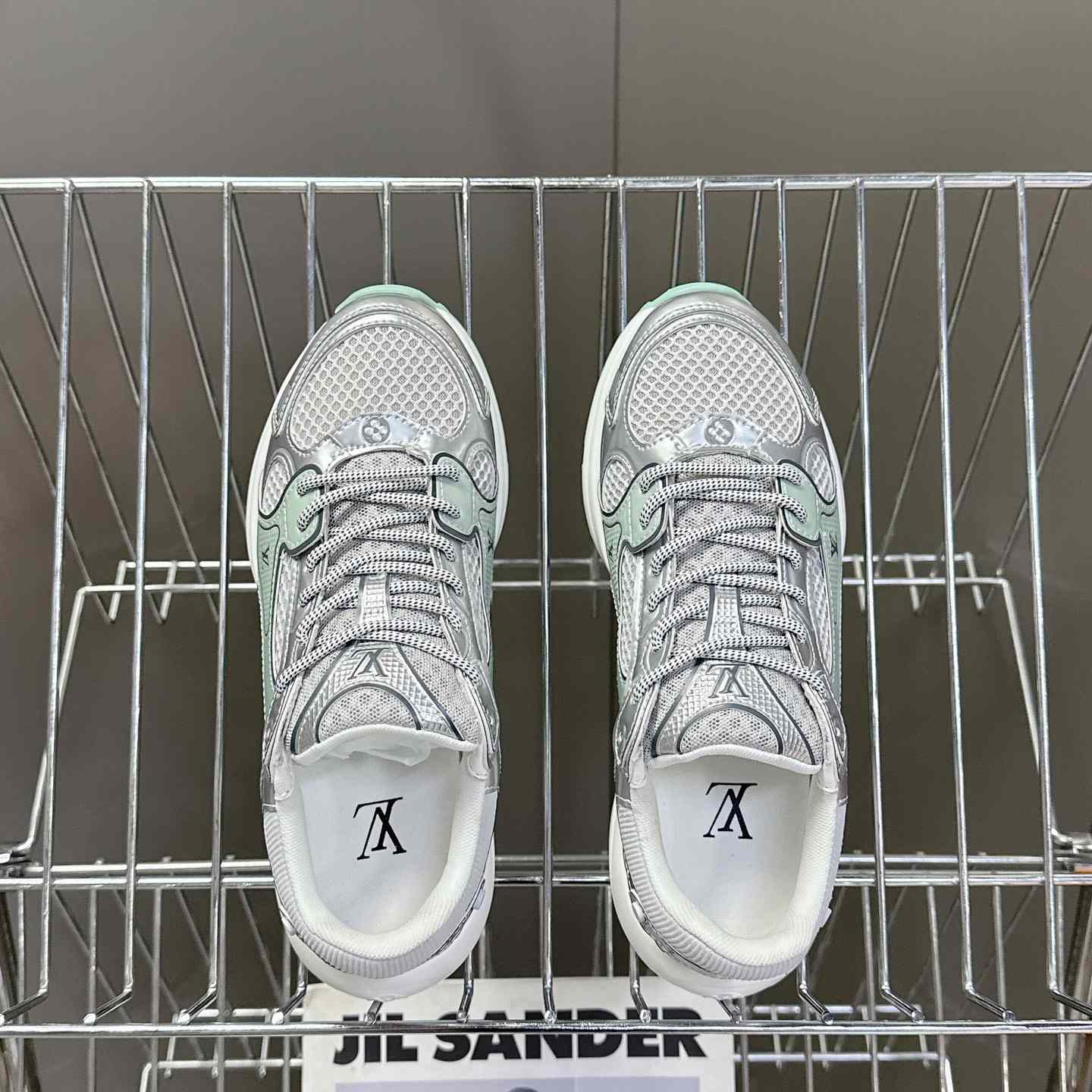 Louis Vuitton LV Olympia Sneaker   1AHOLN - DesignerGu