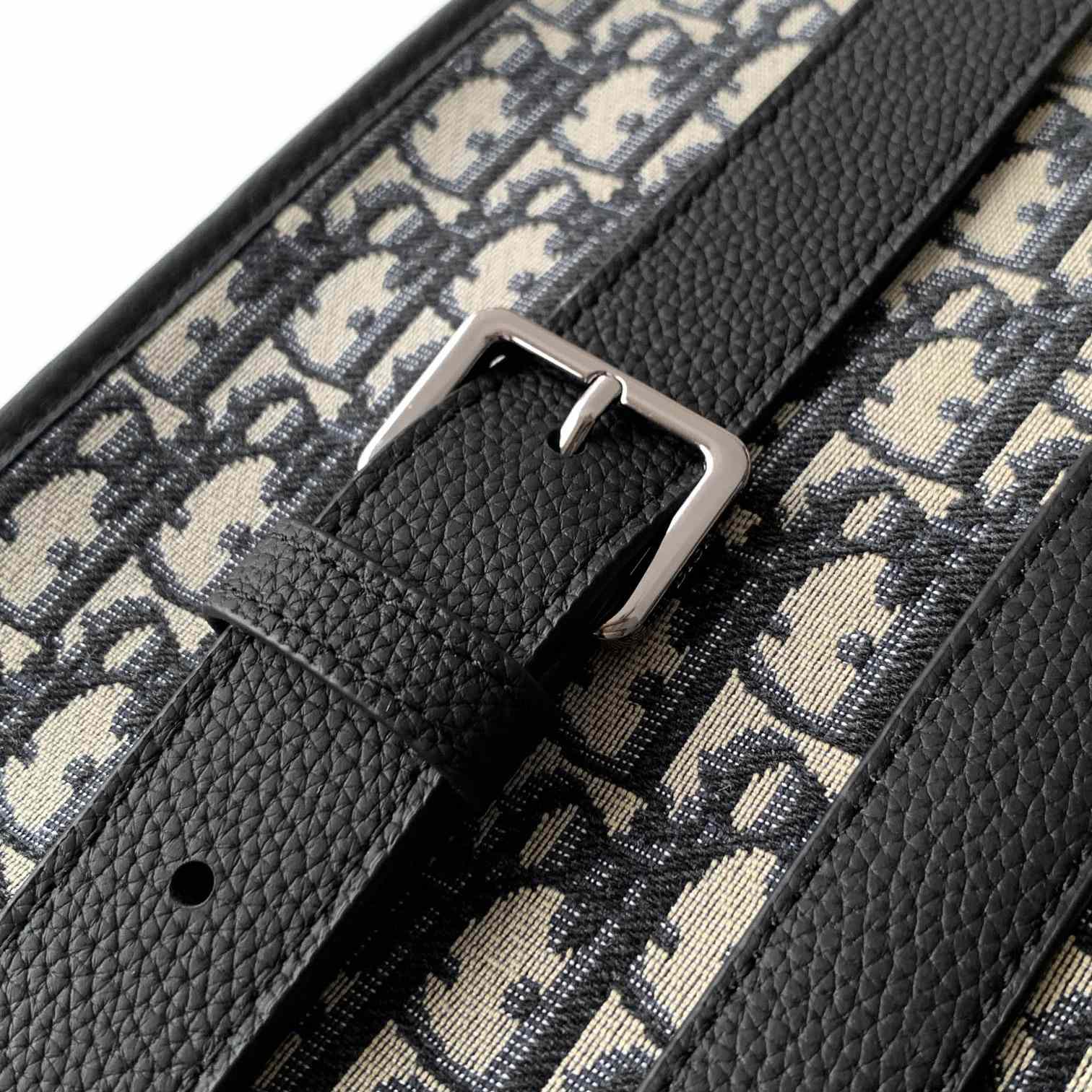 Dior East-West Tote Bag  - DesignerGu