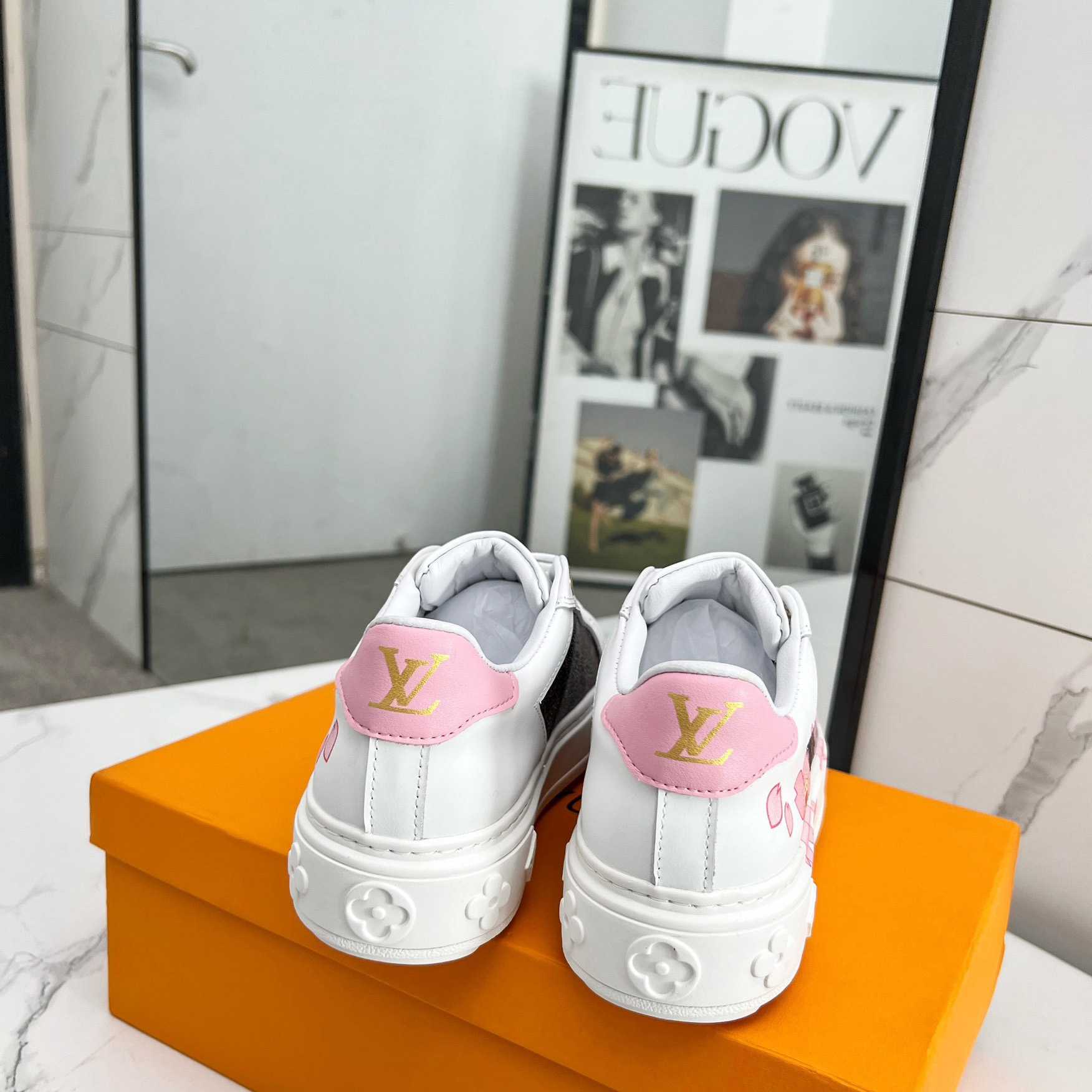 Louis Vuitton LV x TM Time Out Sneaker - DesignerGu