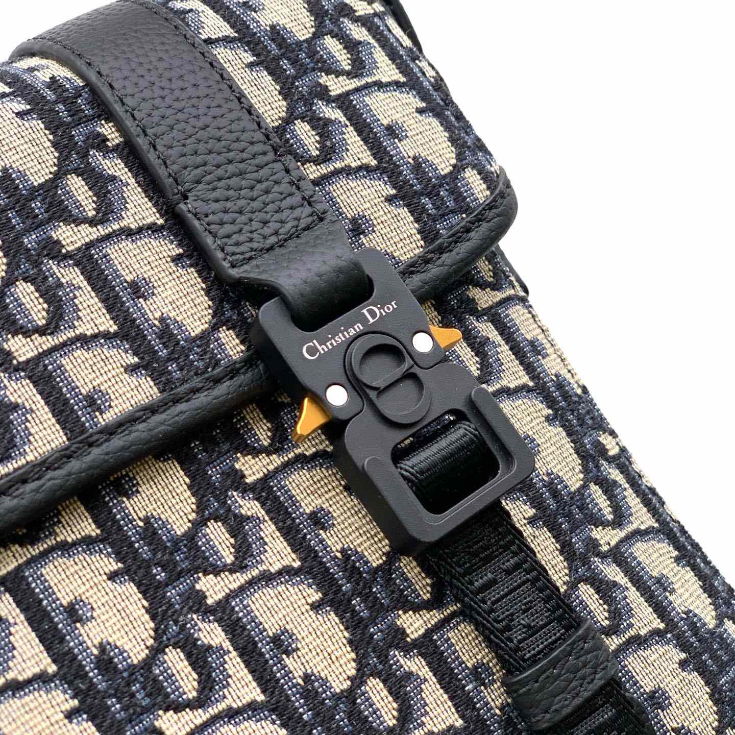 Dior Hit the Road Messenger Bag with Flap  - DesignerGu