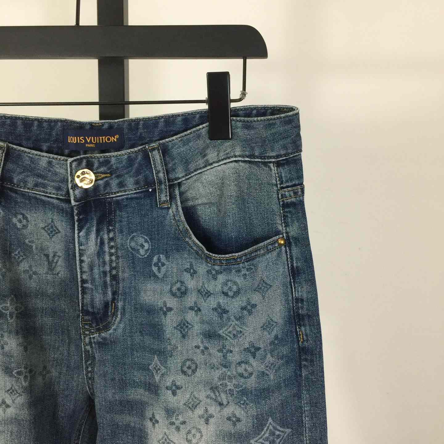 Louis Vuitton Jeans - DesignerGu