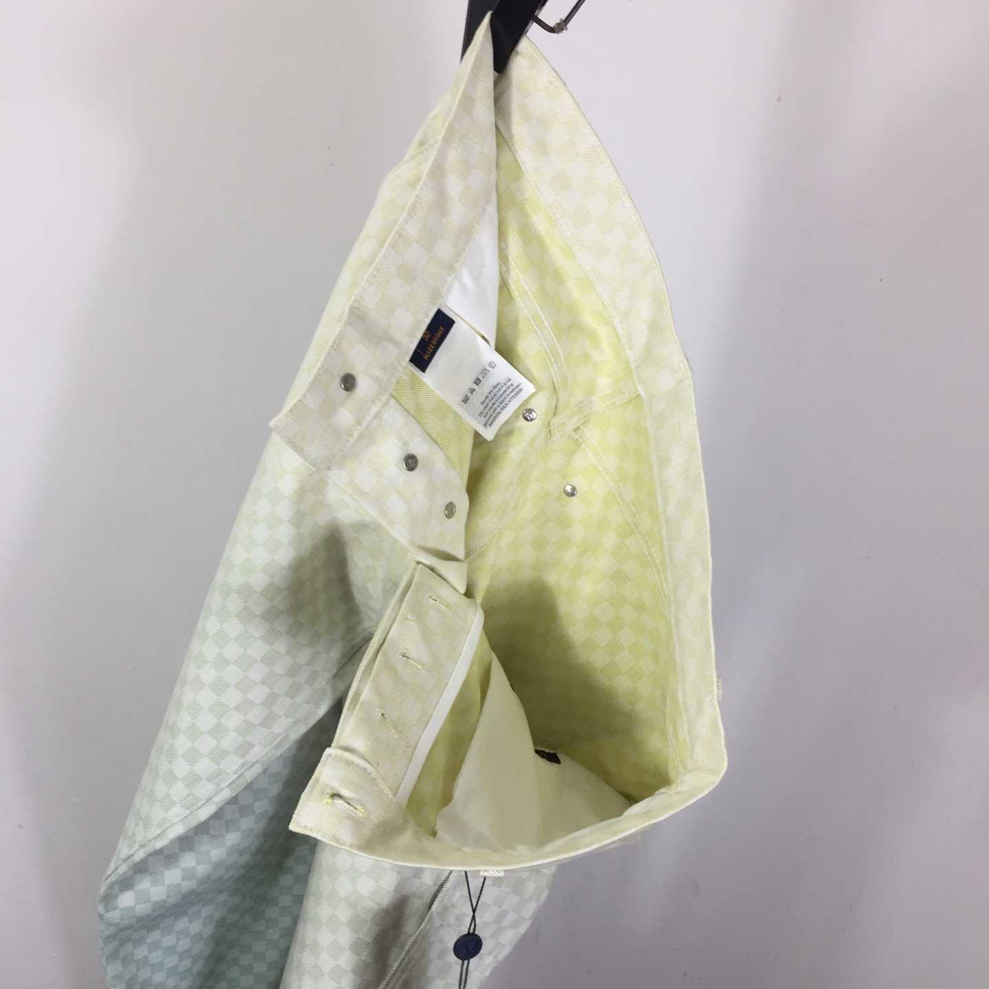 Louis Vuitton Damier Gradient Jacquard Denim Cargo Pants   1AGTHJ - DesignerGu