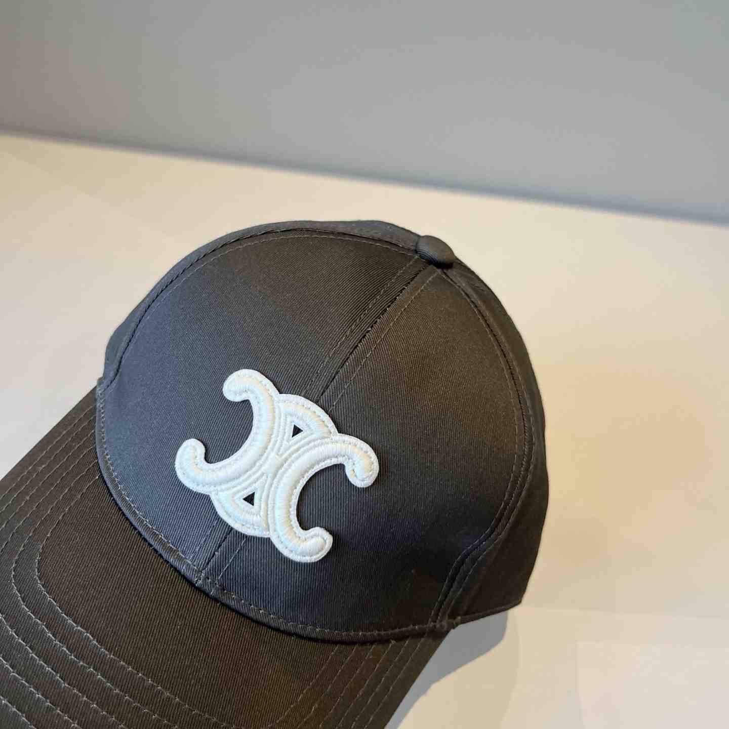 Celine Cap - DesignerGu