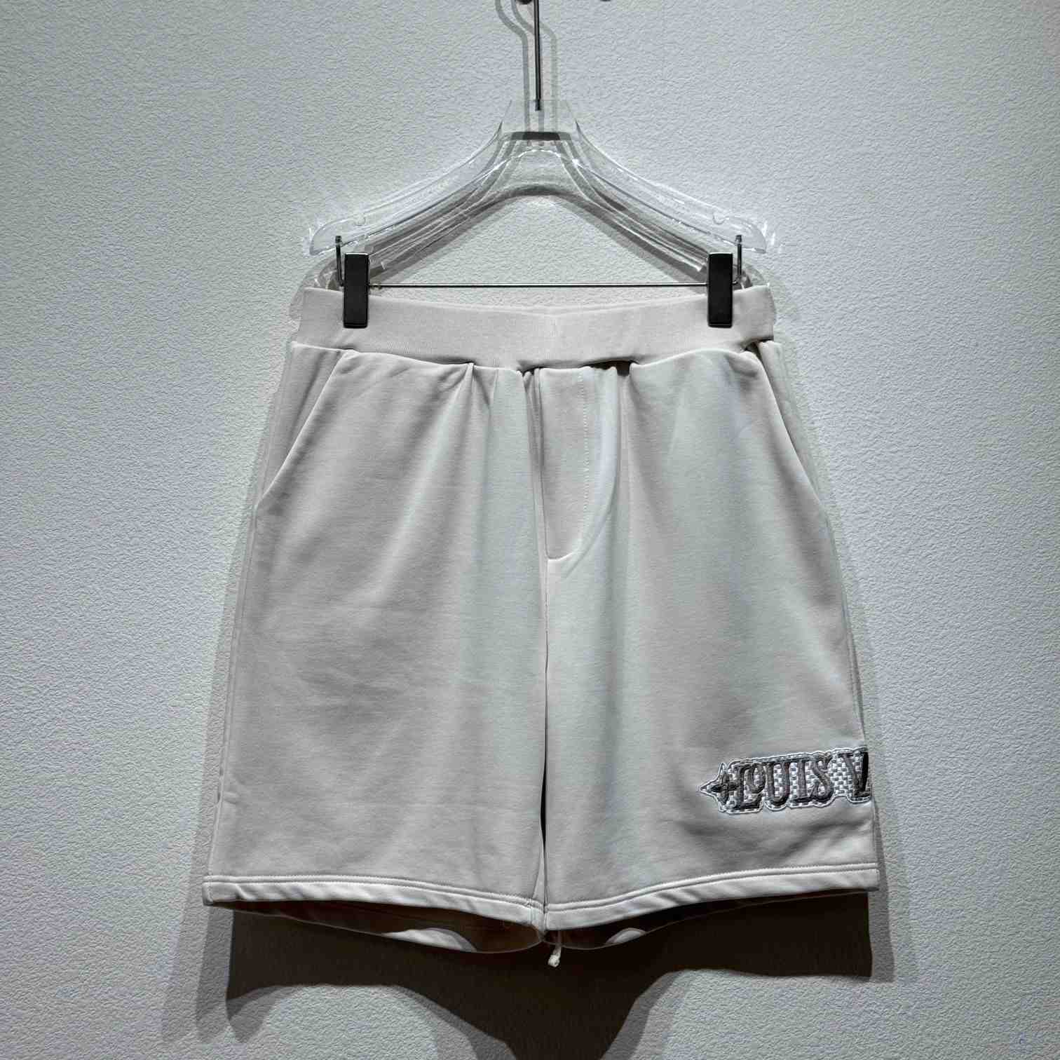 Louis Vuitton Embellished Shorts   1AHW36 - DesignerGu