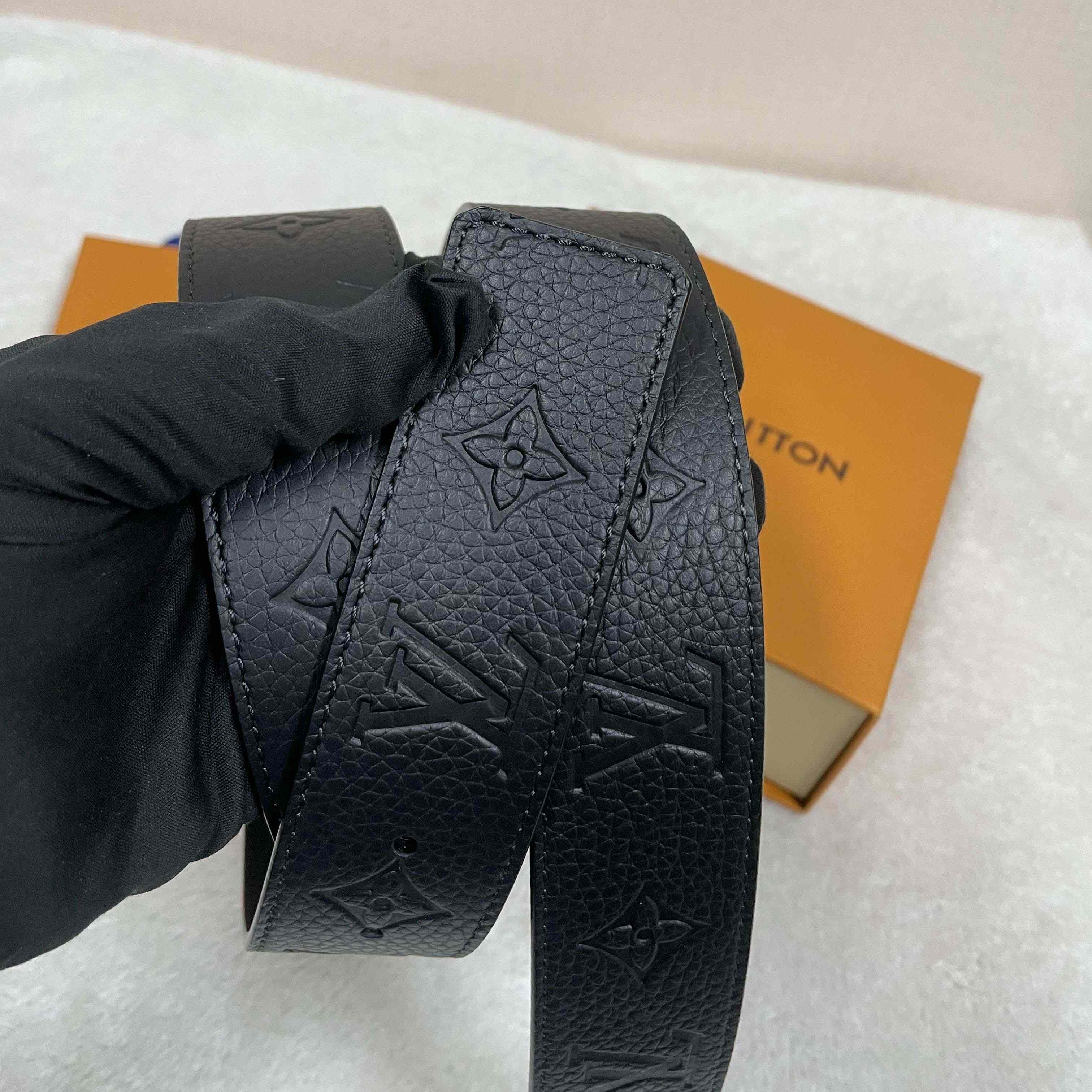 Louis Vuitton Reversible Belt - DesignerGu