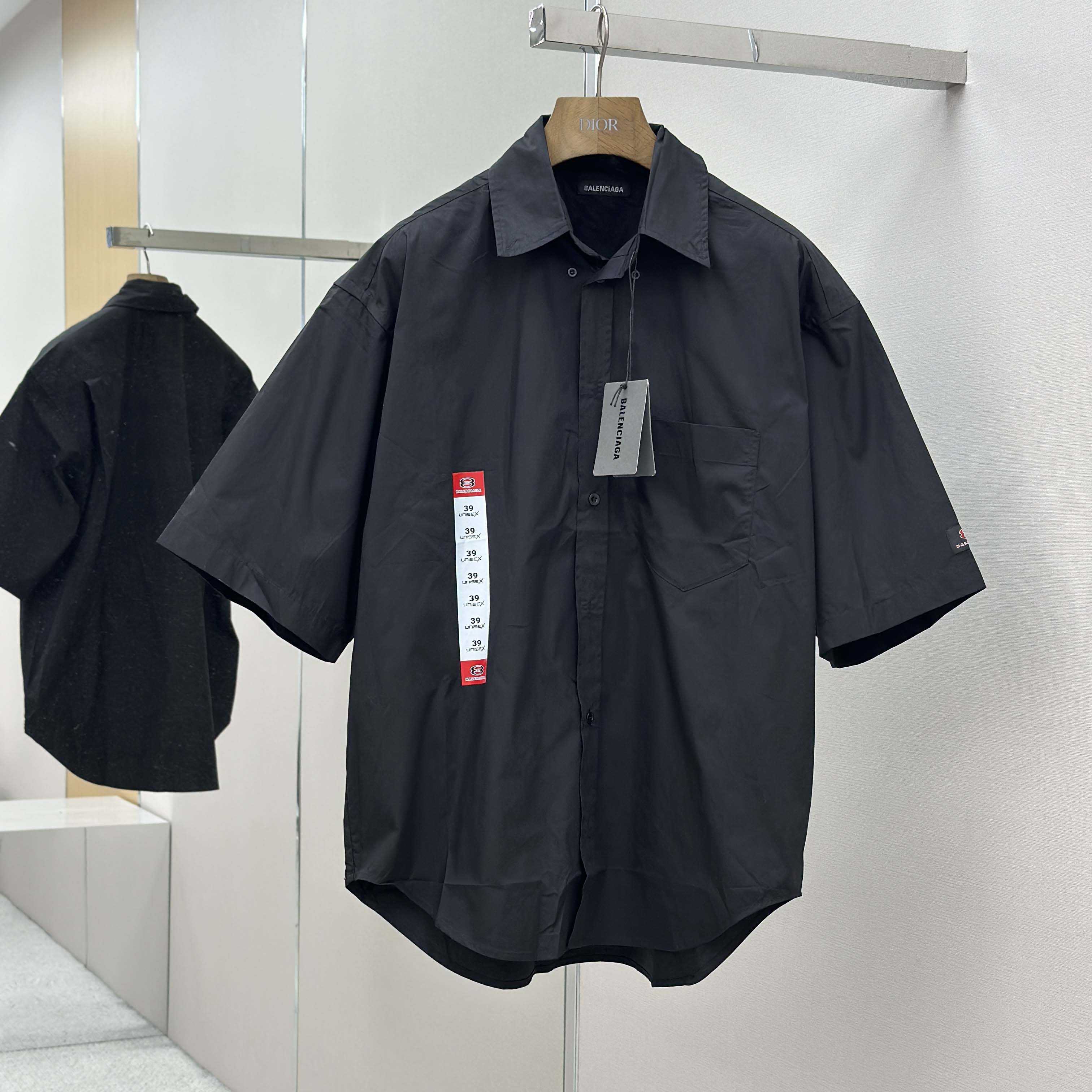 Balenciaga Workwear Short Sleeve Large Fit Shirt In Black - DesignerGu