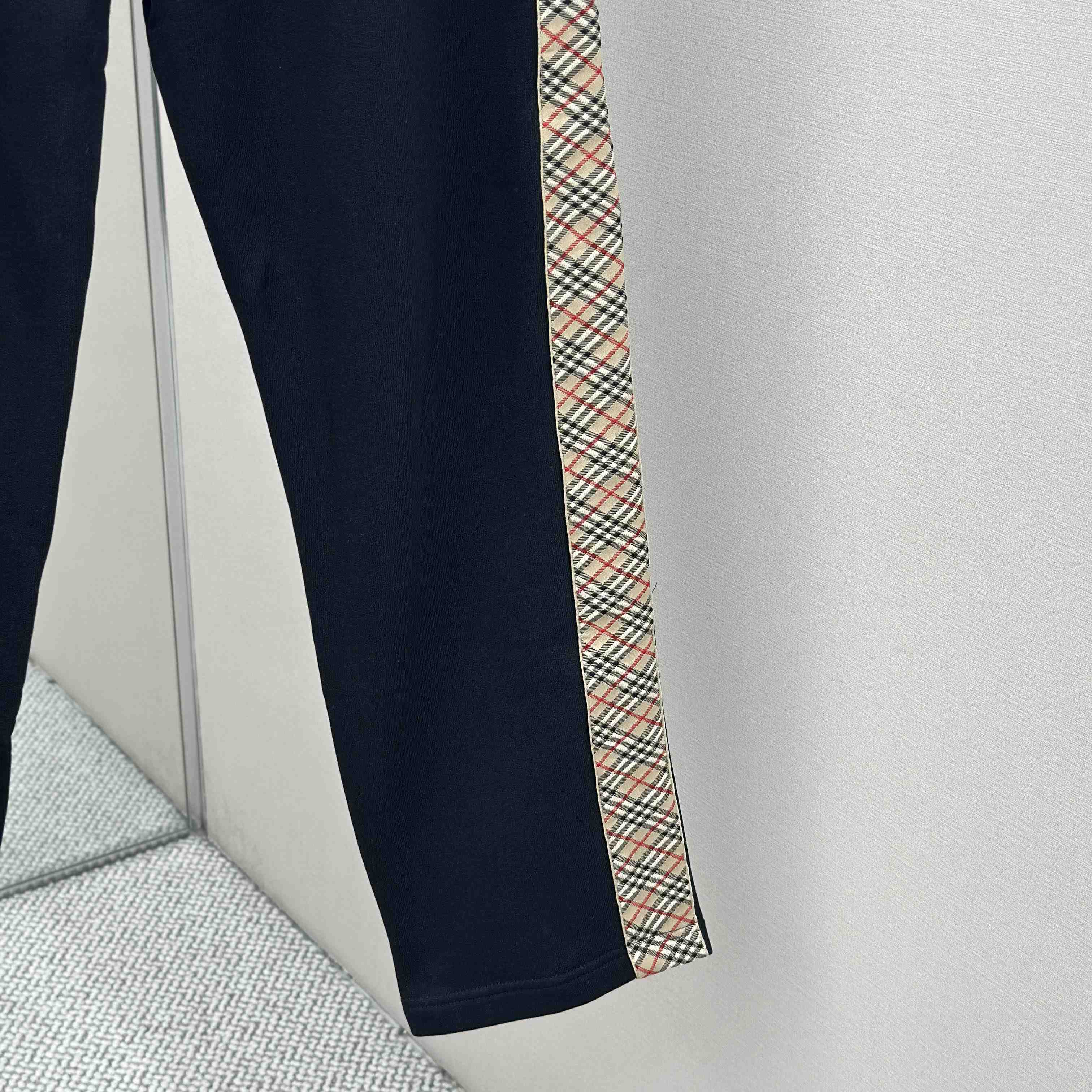 Burberry Check Trim Cotton Jogging Pants - DesignerGu