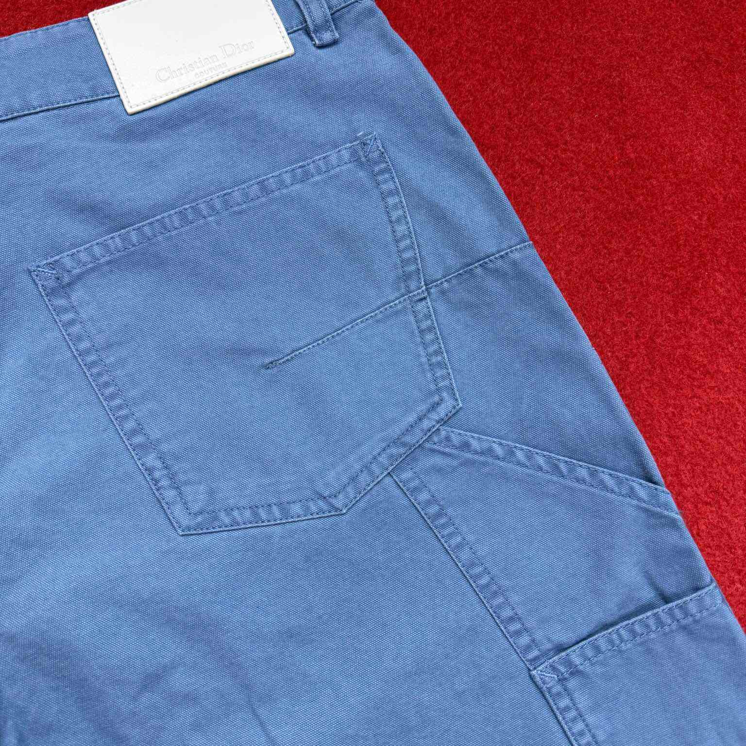 Dior Men Blue Bermuda Shorts - DesignerGu