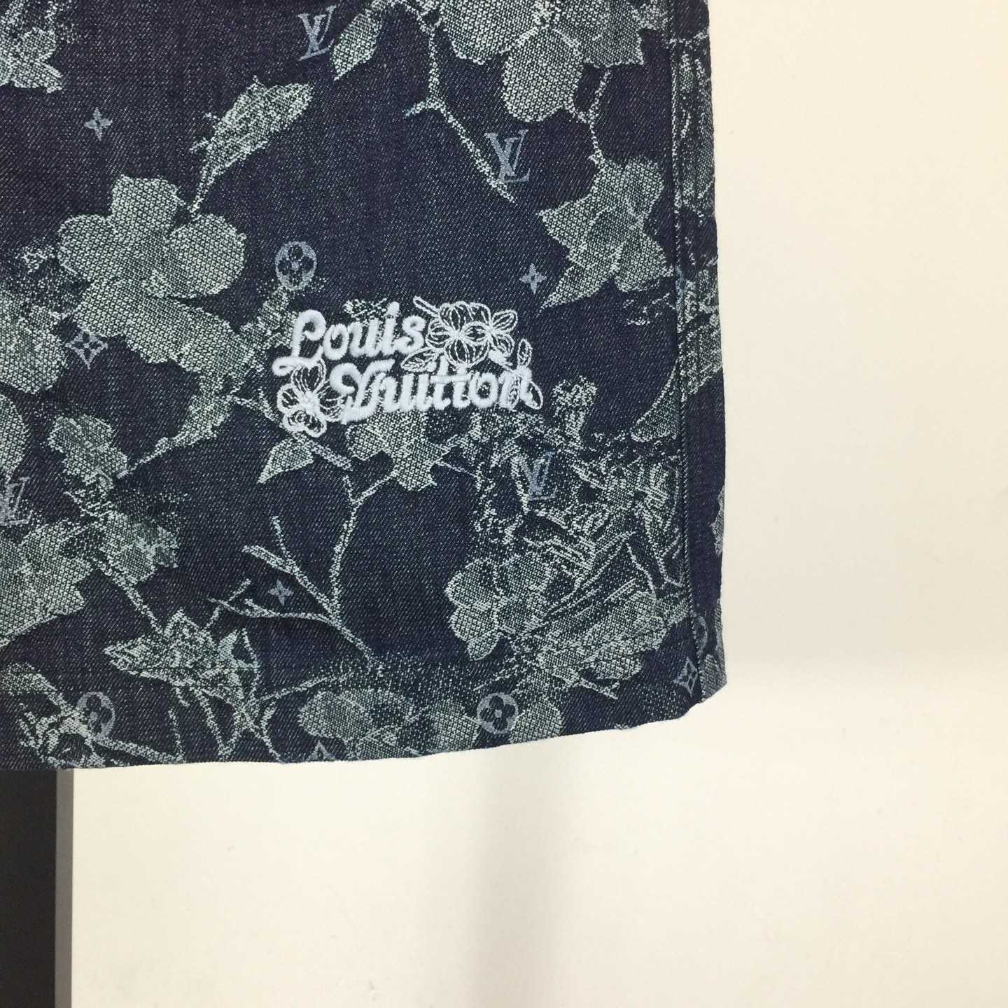 Louis Vuitton Jacquard Denim Shorts  1AHXHP - DesignerGu