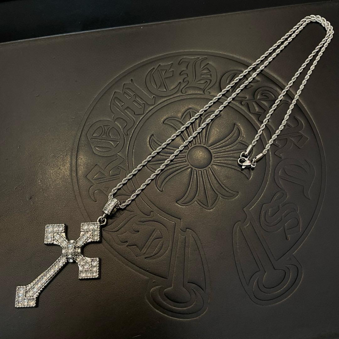 Chrome Heart Necklace   - DesignerGu