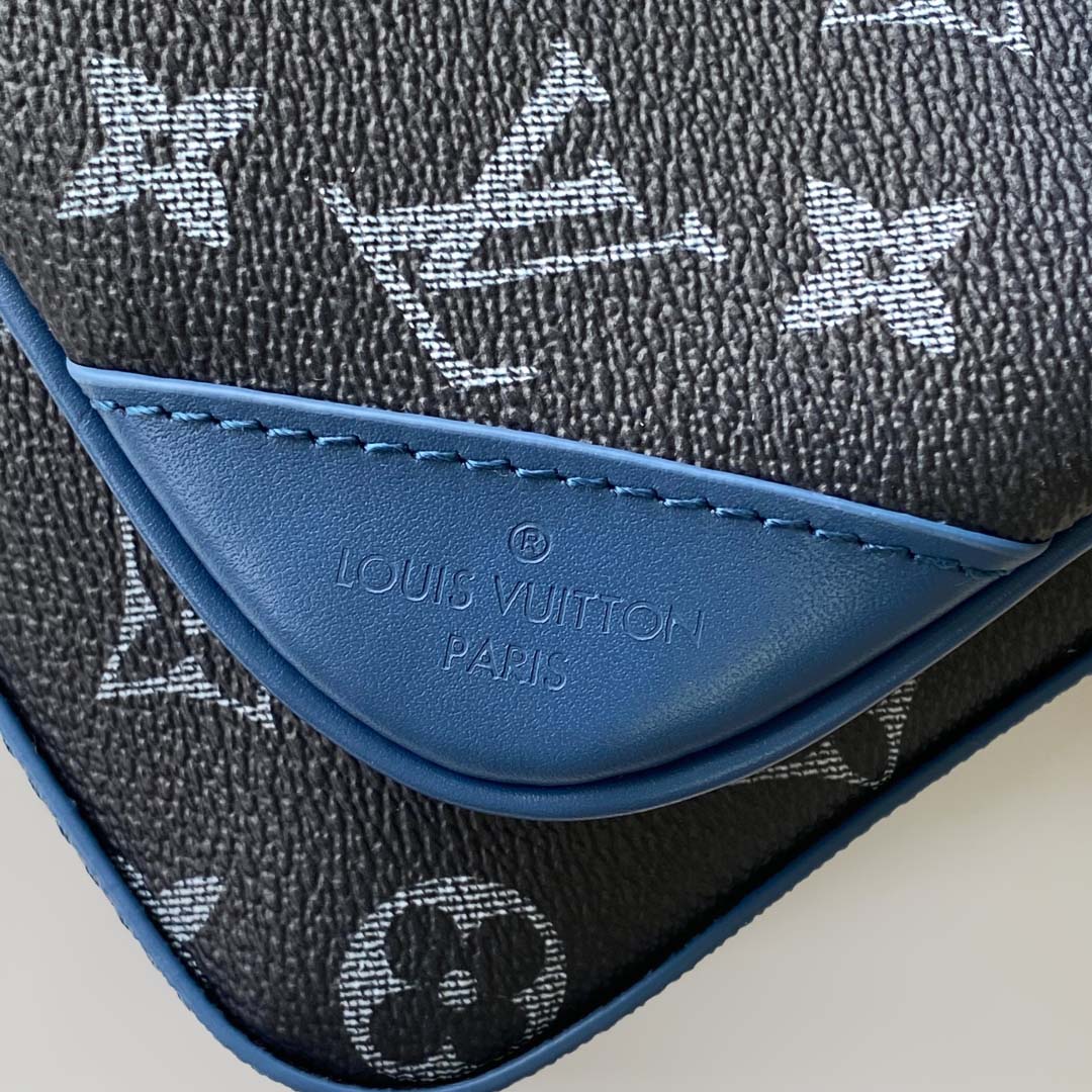 Louis Vuitton Trio Messenger  25*18.5*7cm - DesignerGu