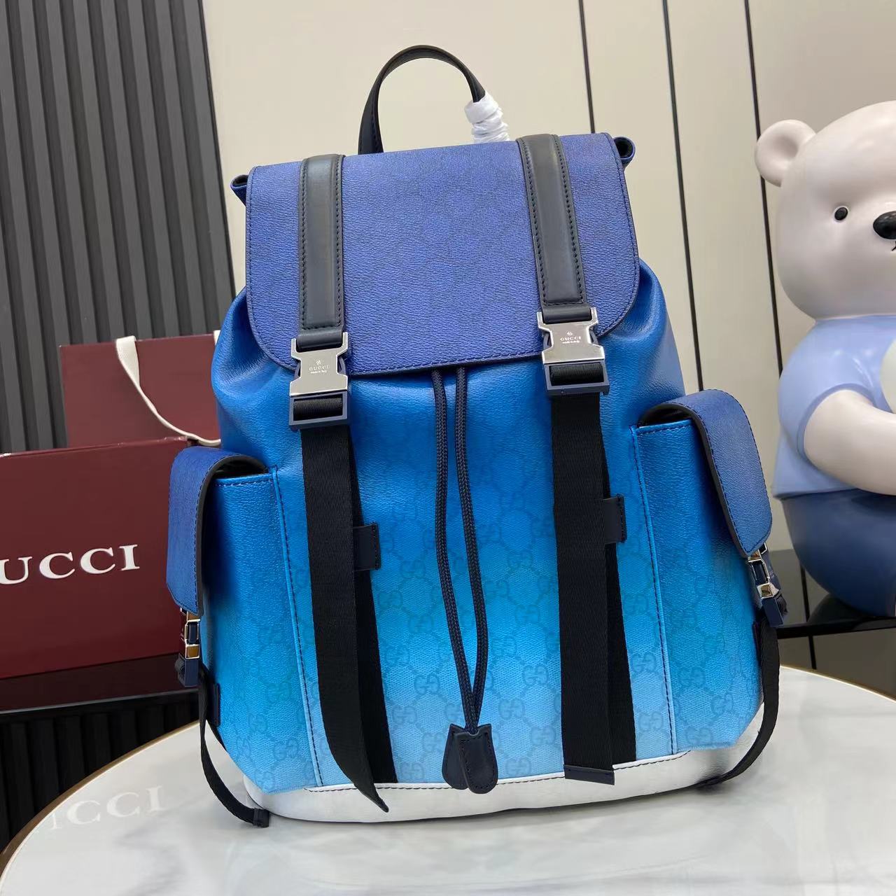 Gucci Chroma Large Backpack - DesignerGu