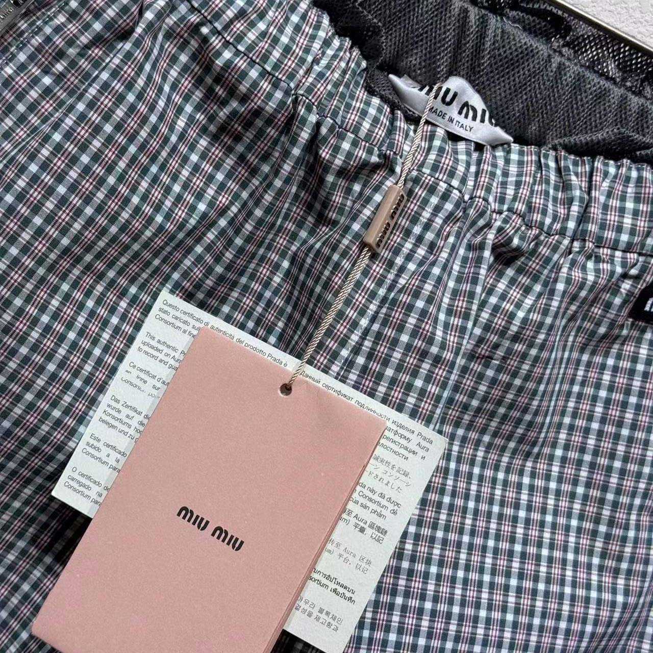 Miu Miu Women's Shorts - DesignerGu