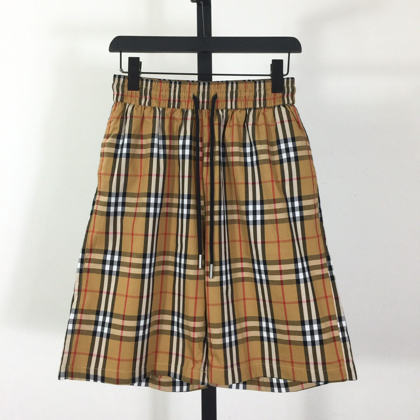 Burberry Check Shorts - DesignerGu