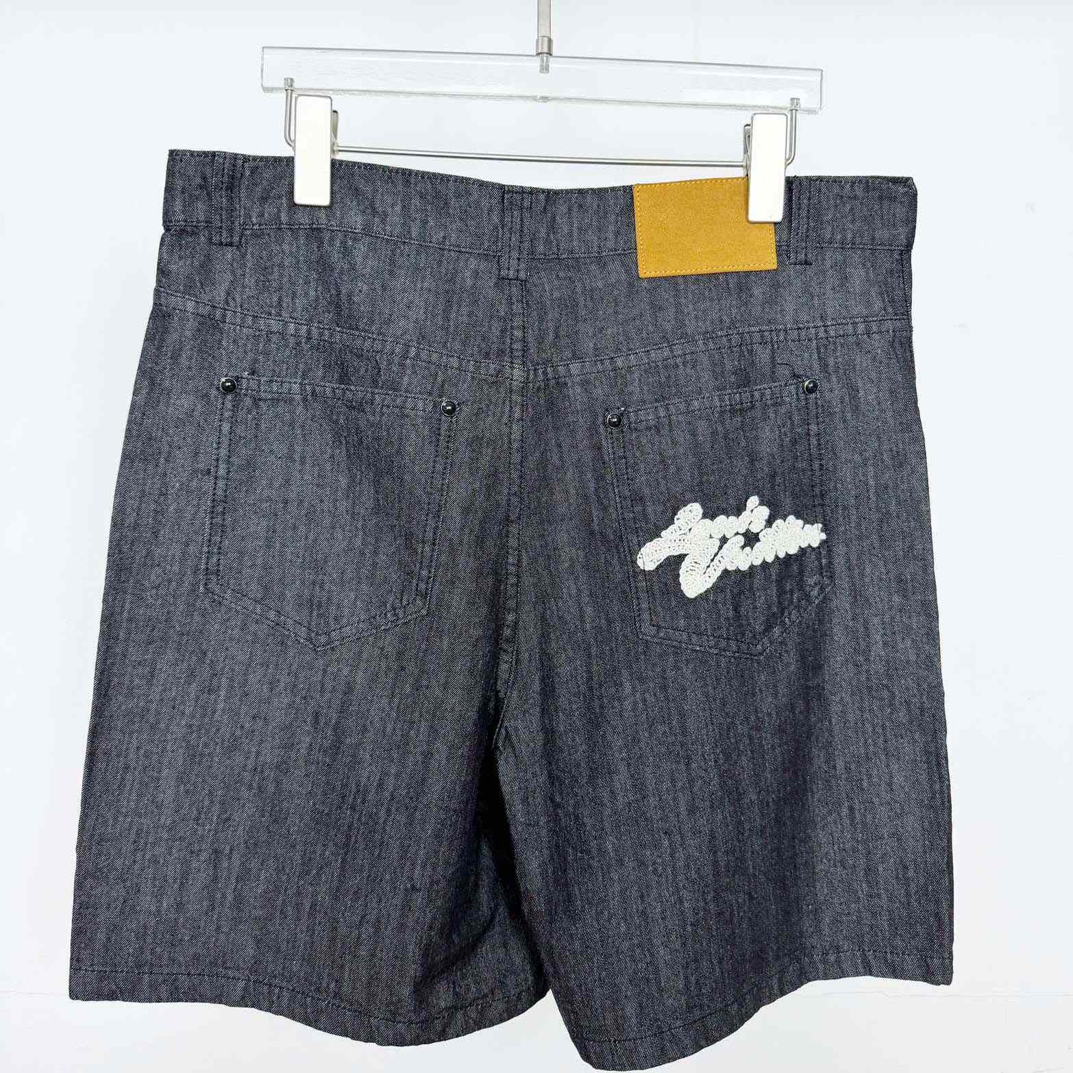 Louis Vuitton Chambray Shorts   1AHVC4 - DesignerGu