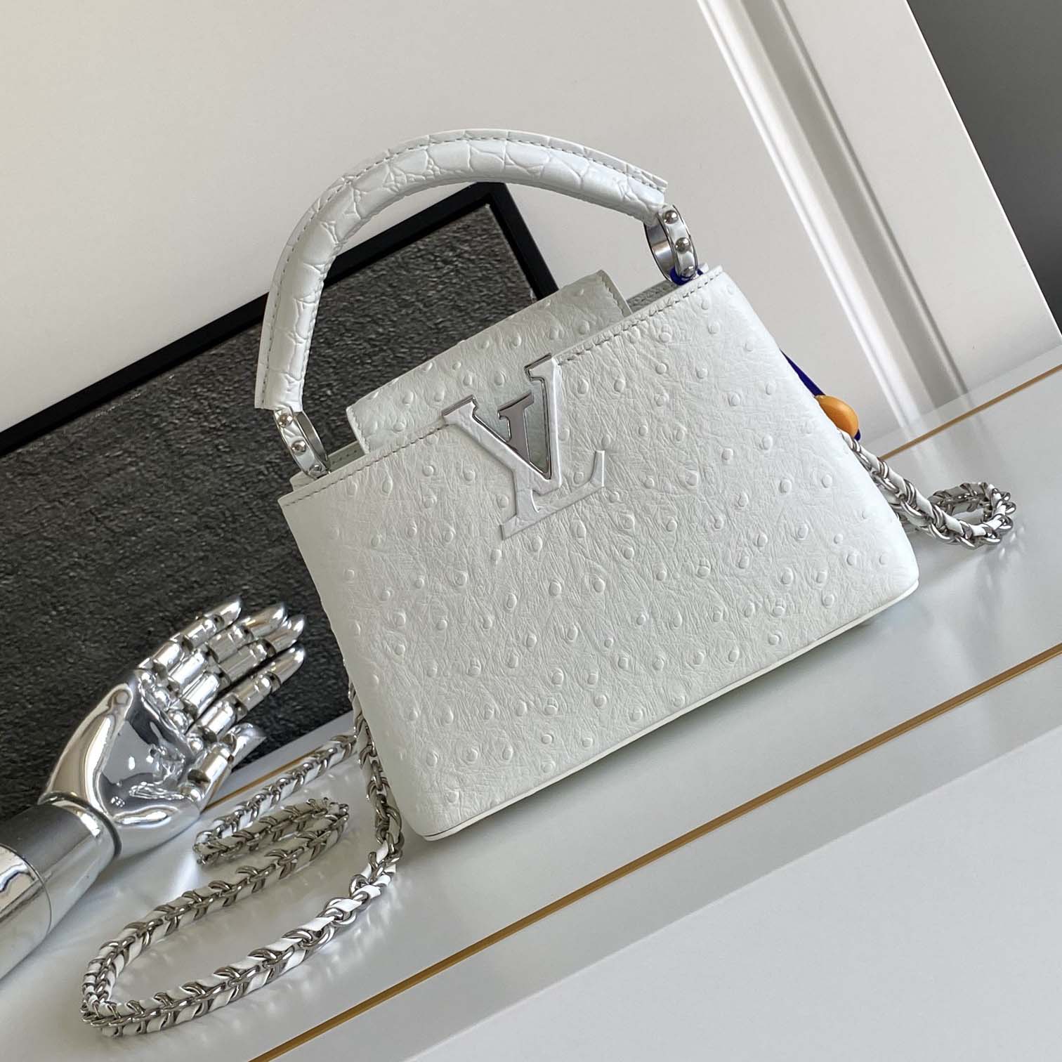 Louis Vuitton Capucines  21x14x8CM  M83116  - DesignerGu