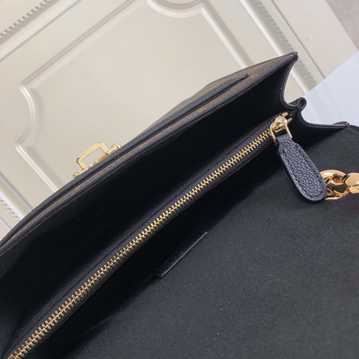 Louis Vuitton Victoire Monogram Bag  M41730 - DesignerGu