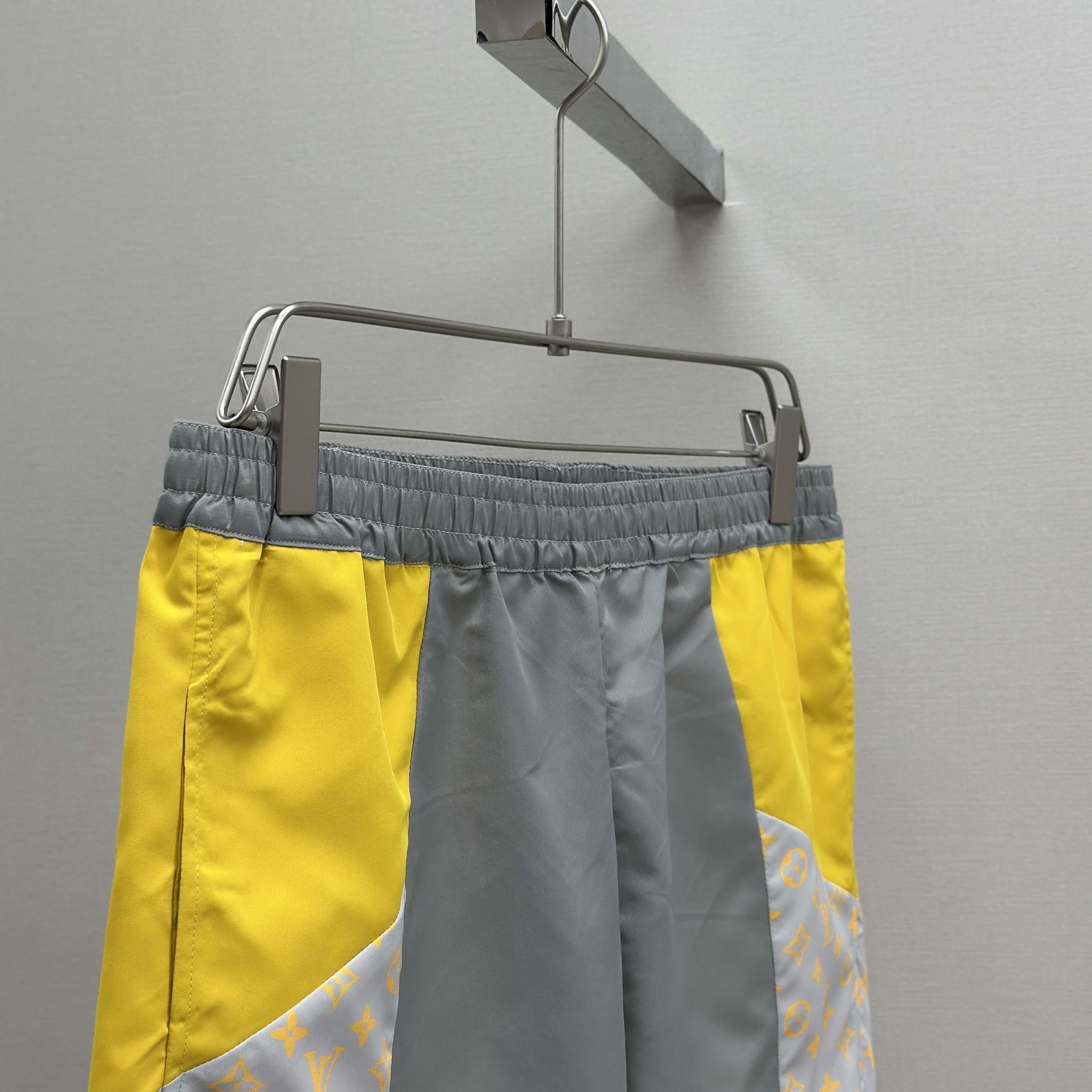 Louis Vuitton Monogram Track Shorts   1AHVQW - DesignerGu